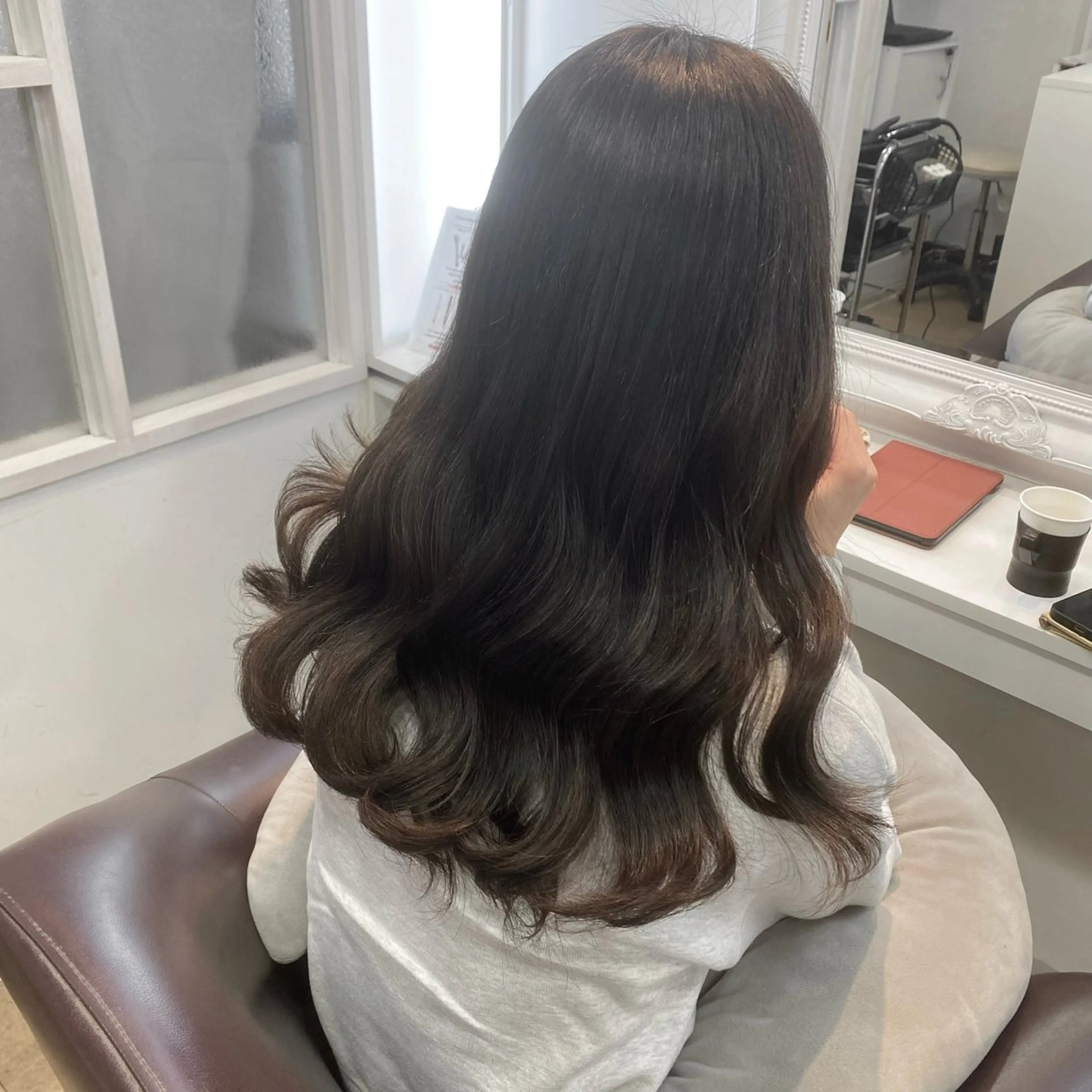 ワンカラーブリーチなし🎀🎶➕超音波アイロントリートメント付きの写真