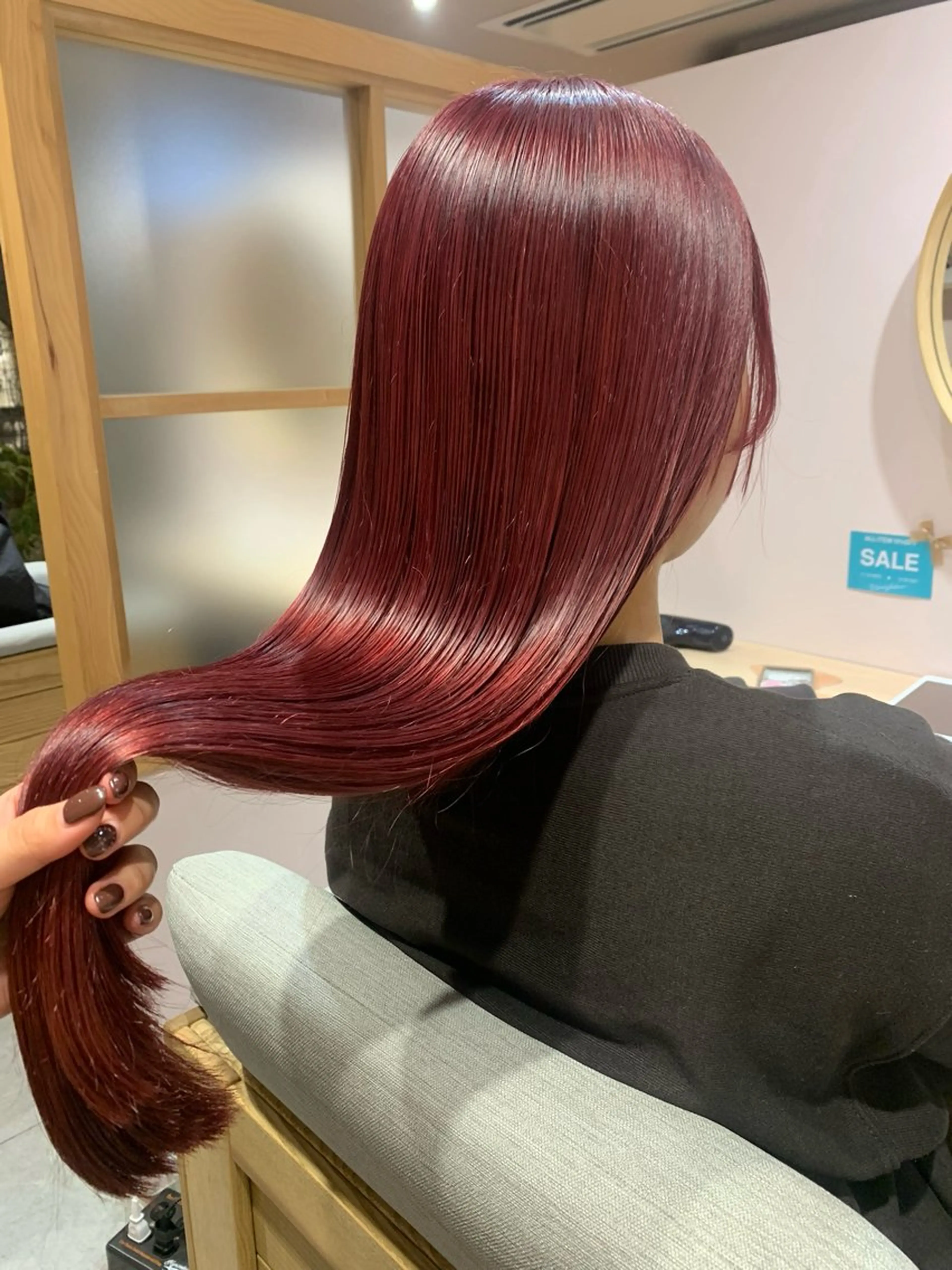 ロング カラー ブリーチ トリートメント rio .のヘアスタイル