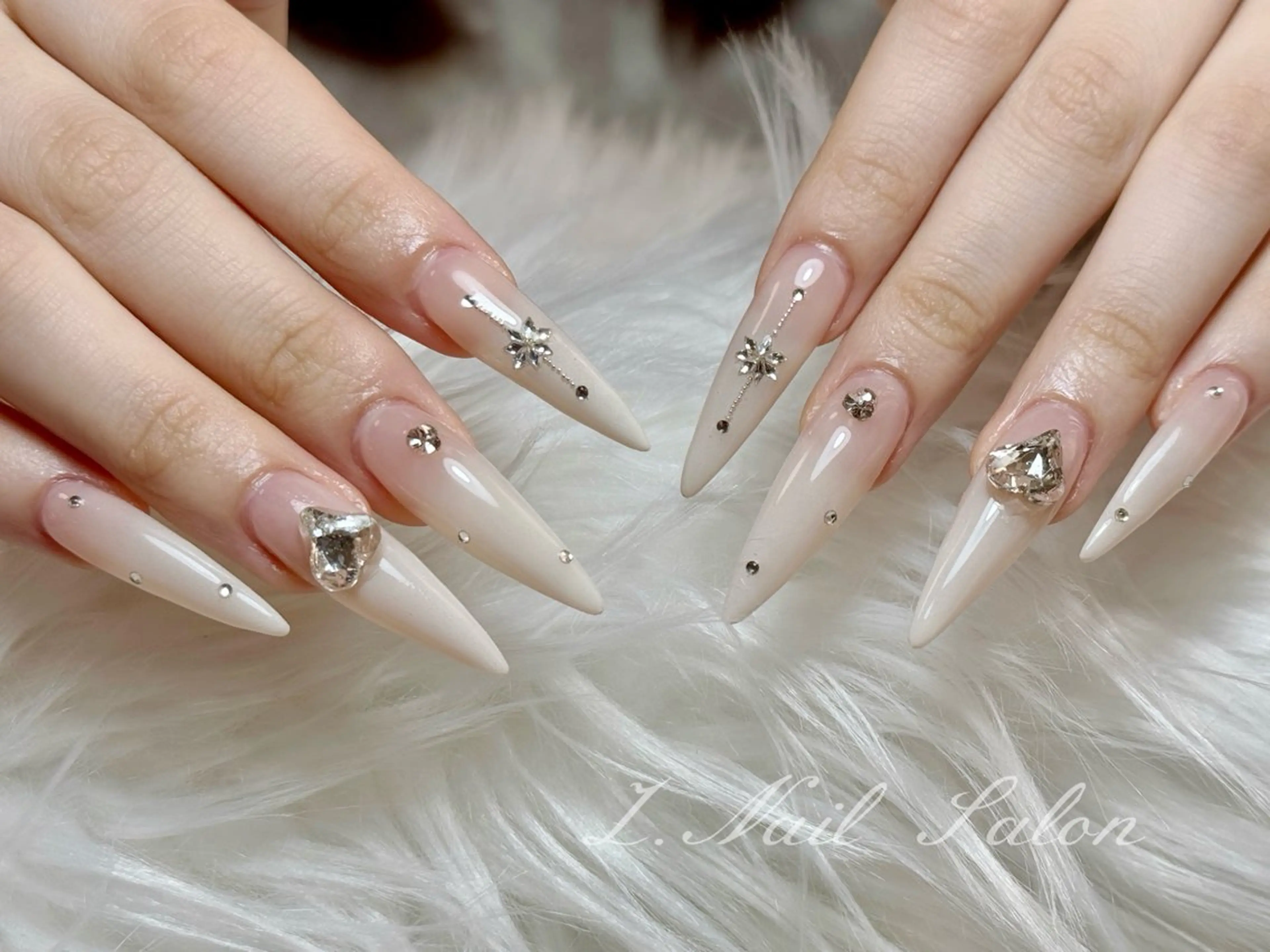 ネイル Z.Nail Salonのネイルデザイン