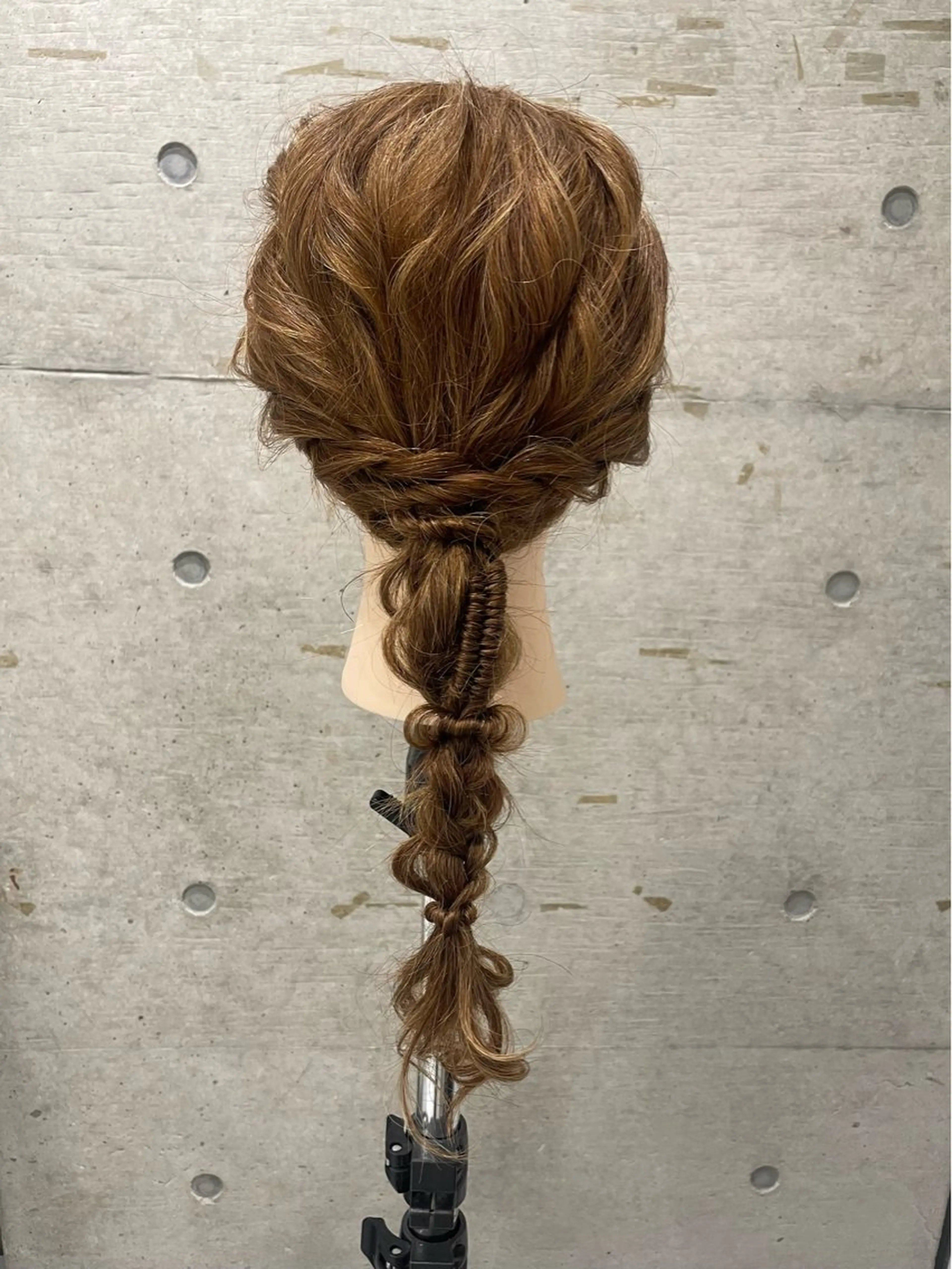 ロング ヘアアレンジ ヘアセット 🍭ハイトーン/ デザインカラー🦄のヘアスタイル