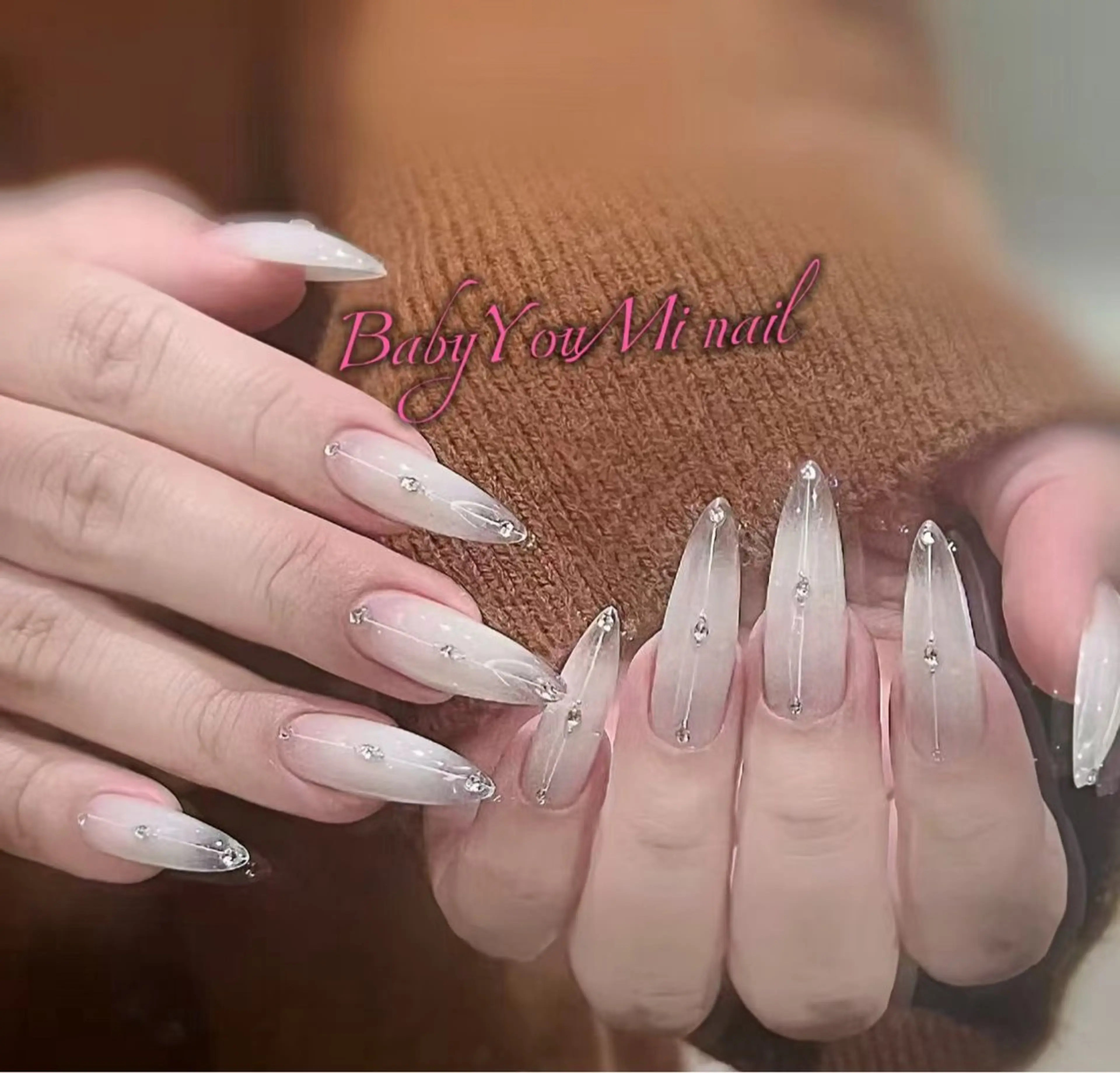 ネイル オーロラネイル 成人式 フットネイル フレンチネイル ジェルネイル ハンドネイル Oomiya 服部のネイルデザイン