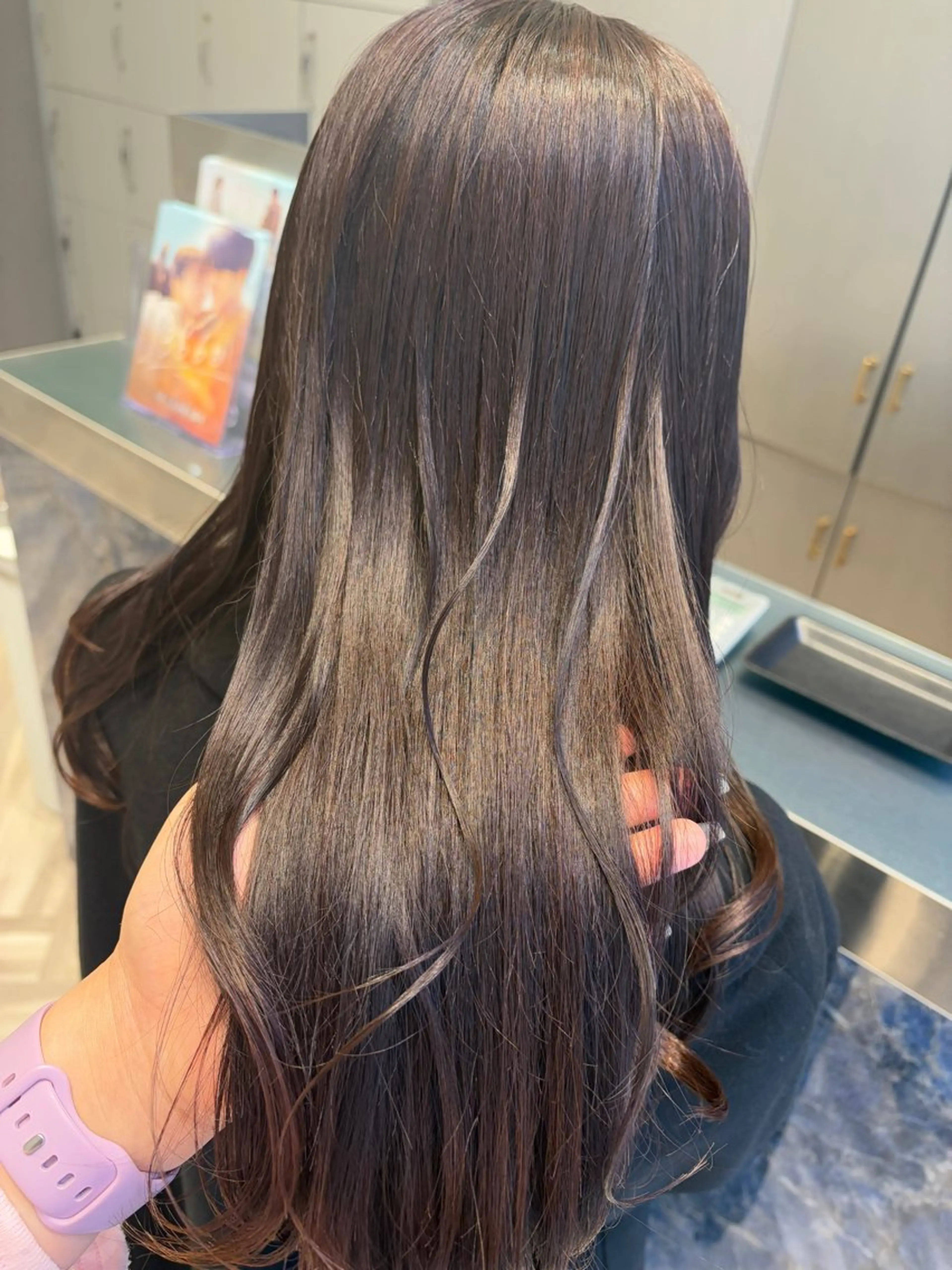 ロング カラー 李 文のヘアスタイル