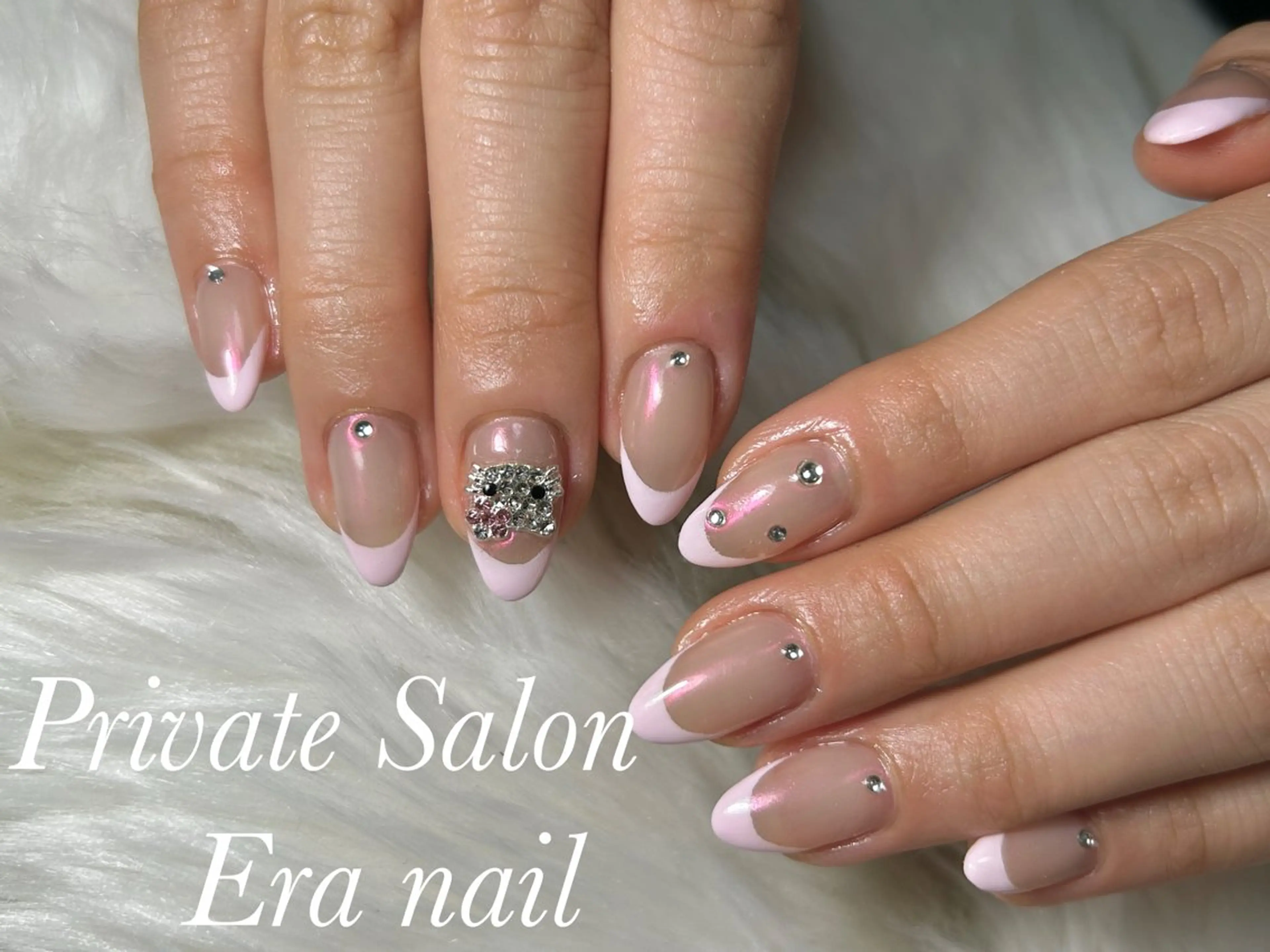 ネイル オーロラネイル フレンチネイル ハンドネイル Era nailのネイルデザイン