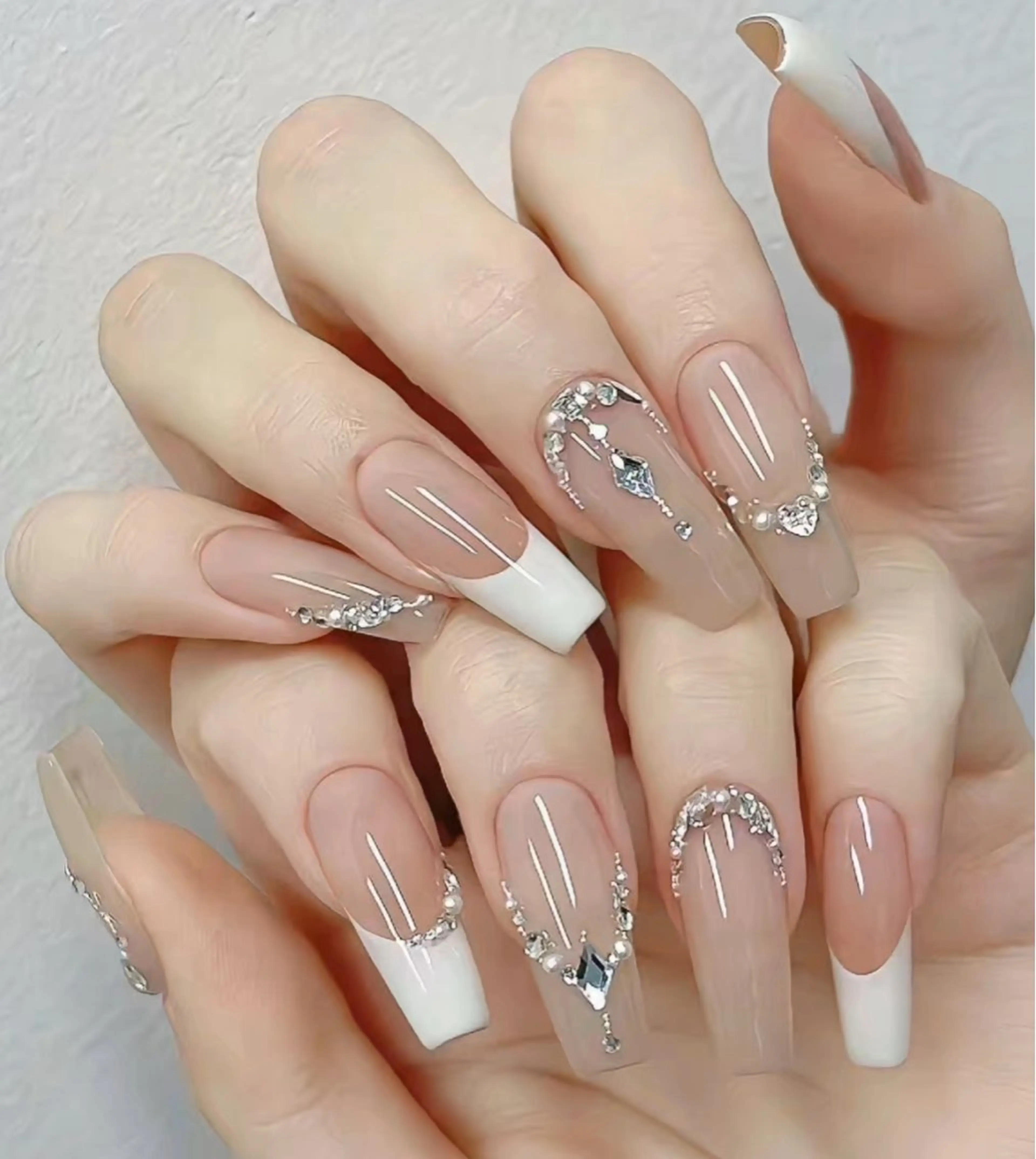 HAND✨スカルプ長さ出し🎀やり放題🌈限定ストーン/パーツ/シール付け放題💖＋ハンドケア付きの写真