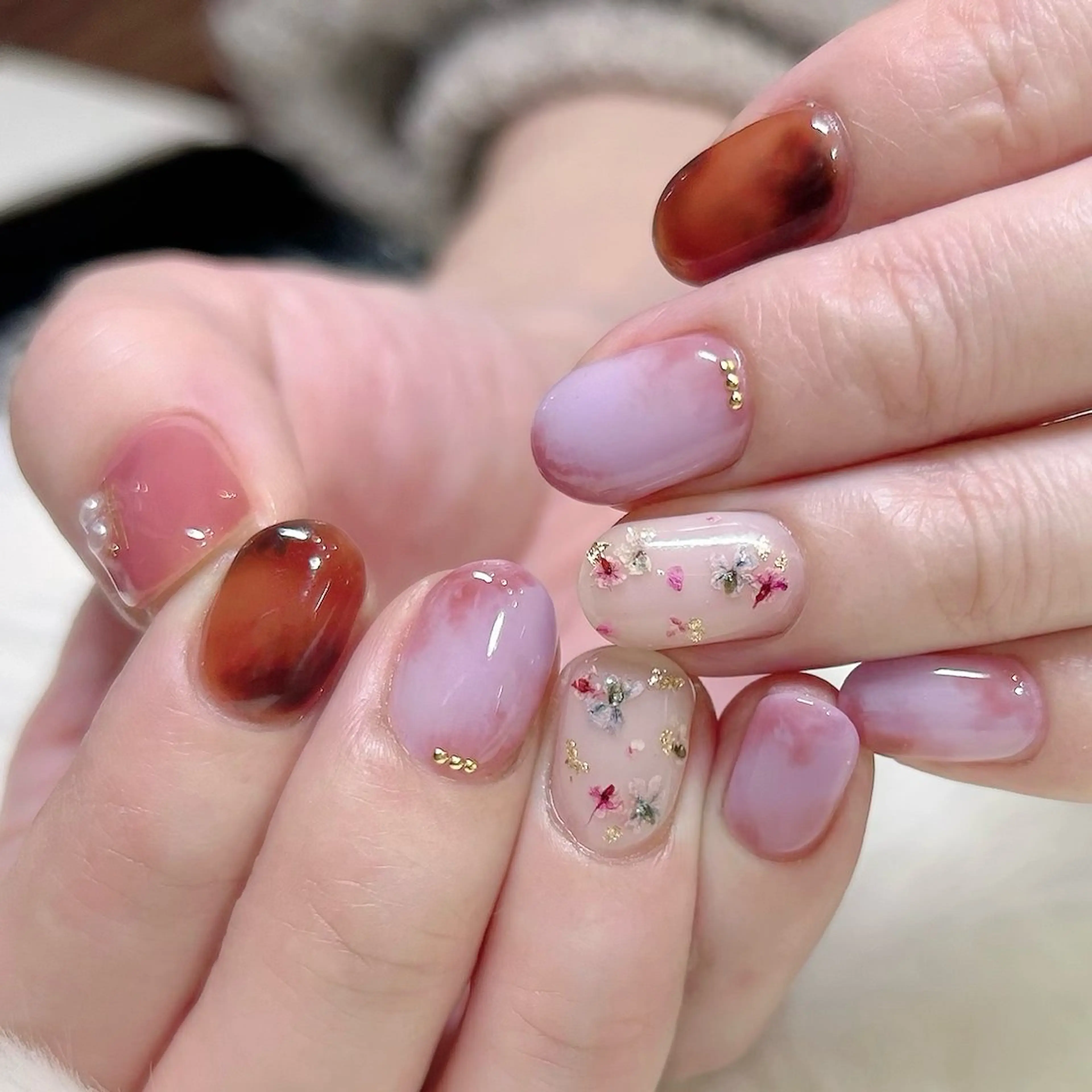 ミディアム hashimoto naoのマツエク・マツパデザイン