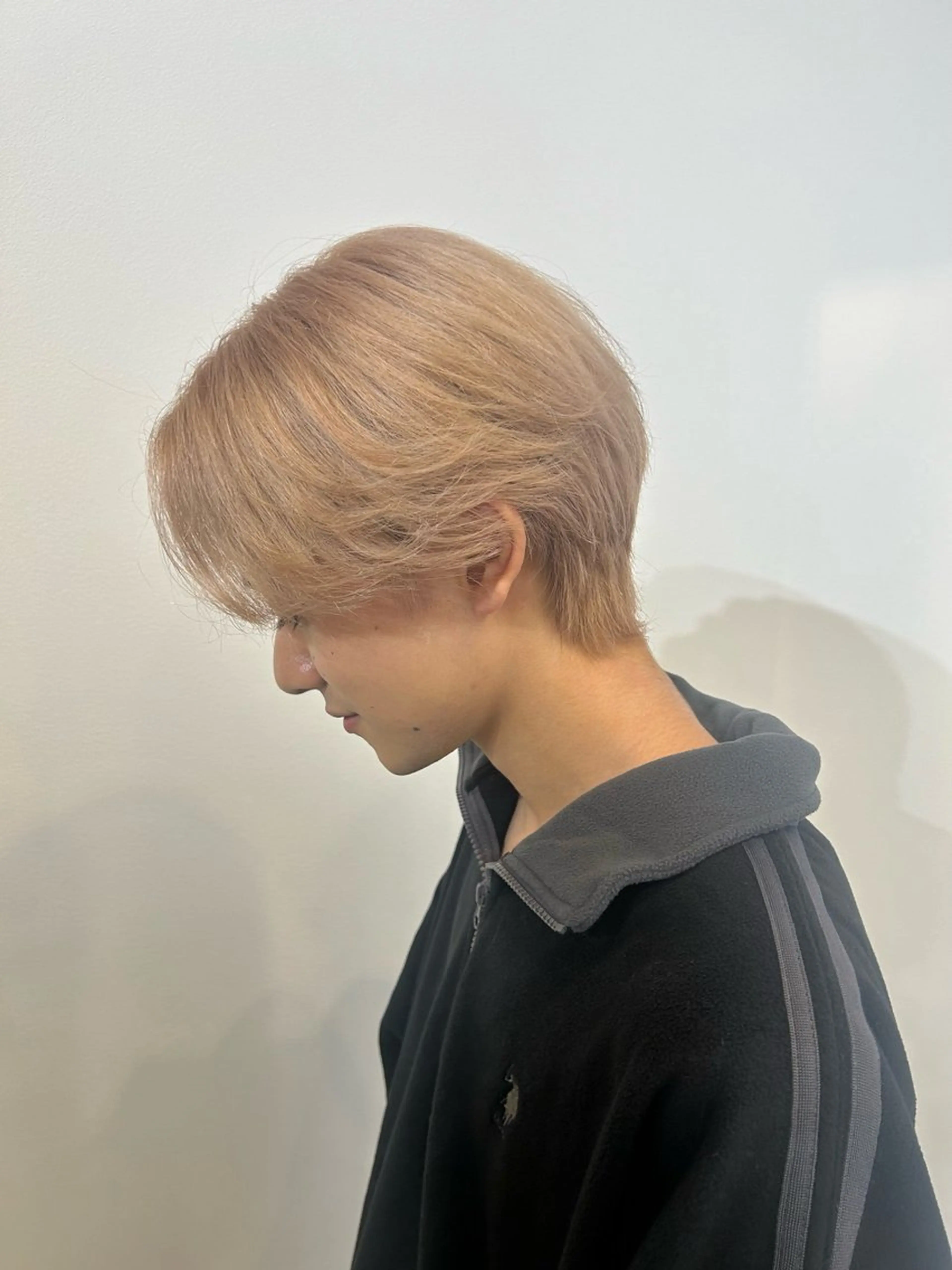 メンズ QUON.伊勢崎店所属・ブリーチ＆ハイトーン 歌 心のヘアスタイル