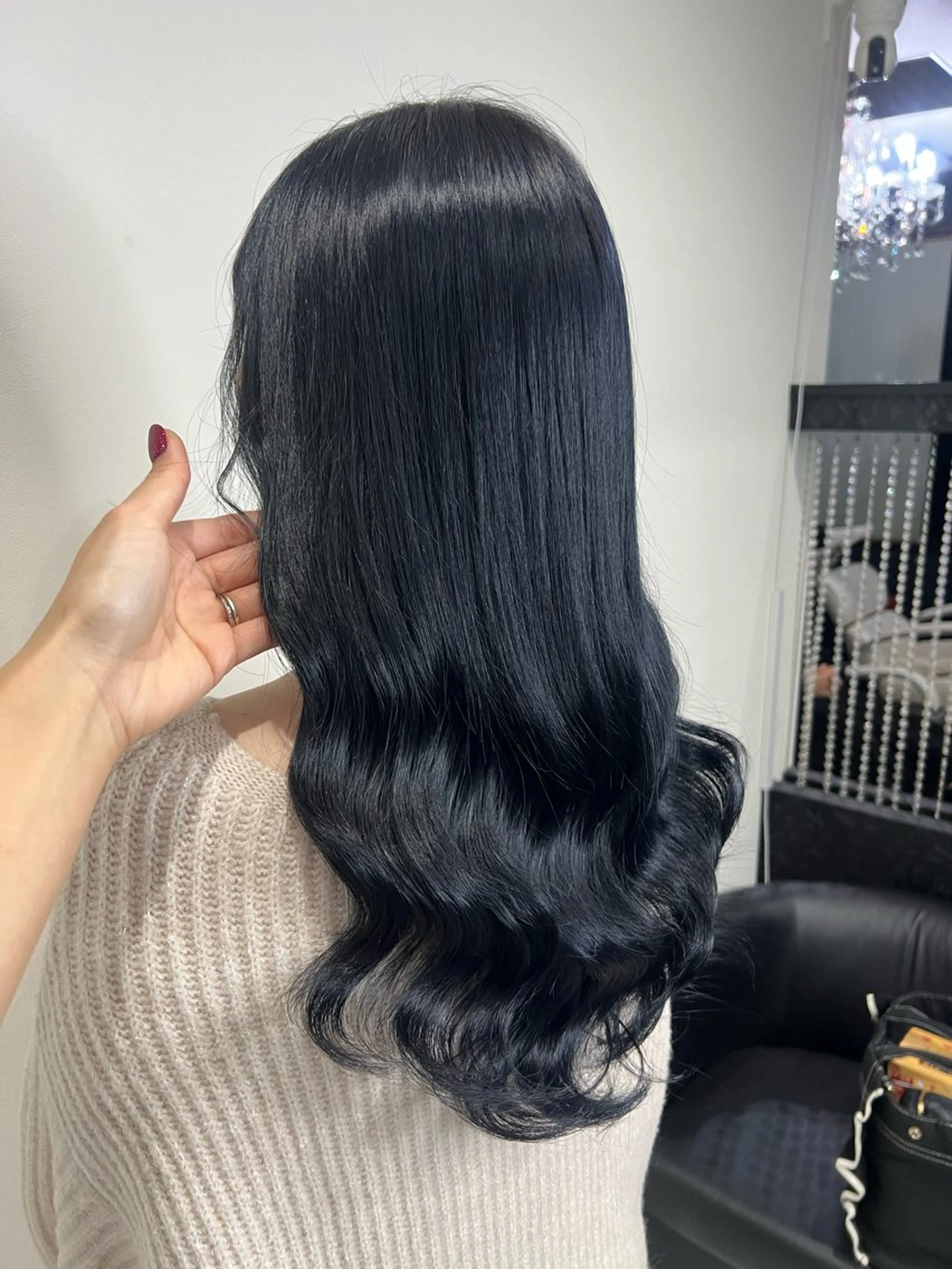 ロング カラー 黒髪 ブルーカラー ブルーブラック ヘアカラー トリートメント エクステ YUDU🍊 germe/ジェルムのヘアスタイル