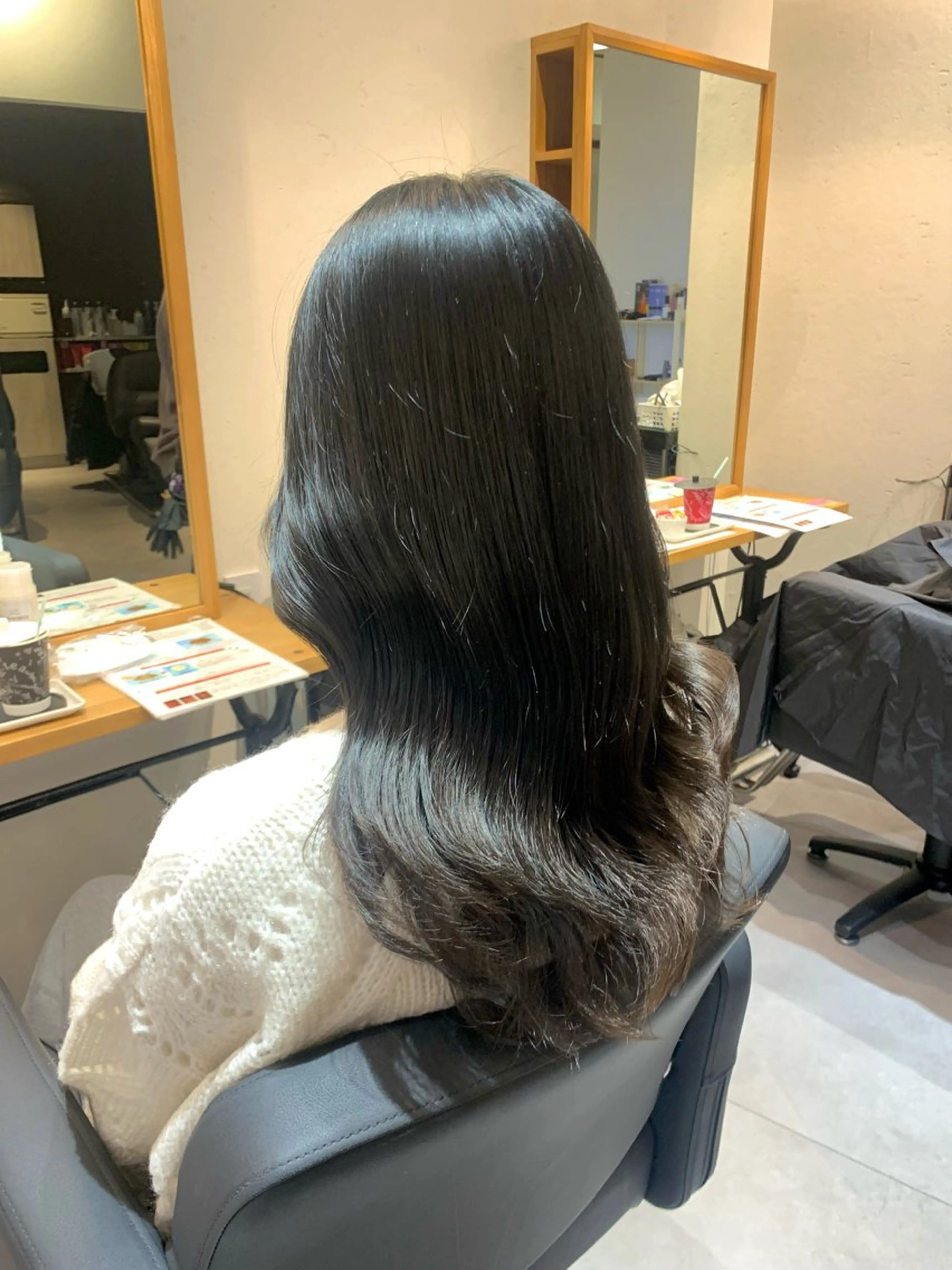 ロング カラー グレージュ Dears 香芝店所属・関 優希のヘアスタイル