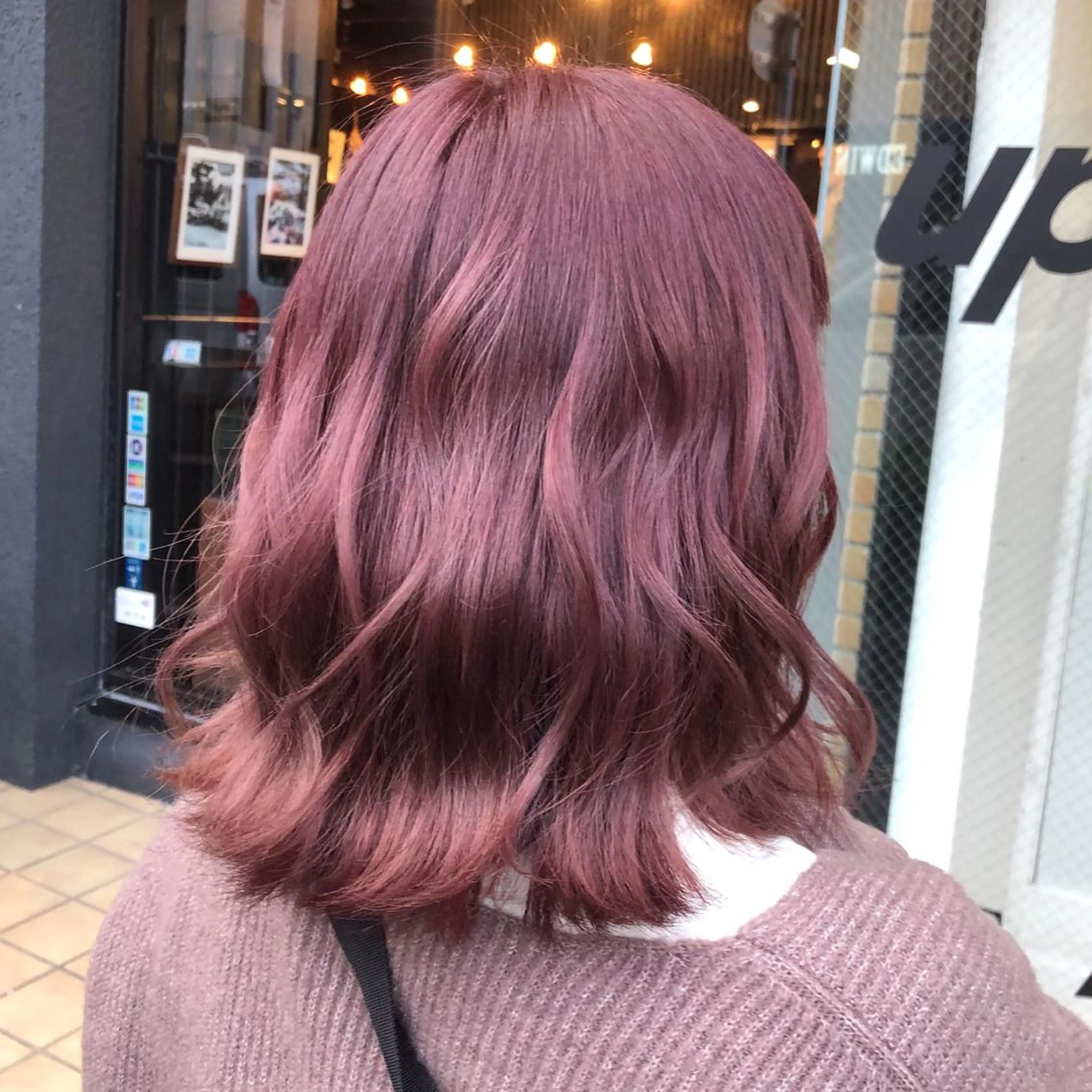 ミディアム カラー パーマ ヘアアレンジ 八巻 晴香のヘアスタイル