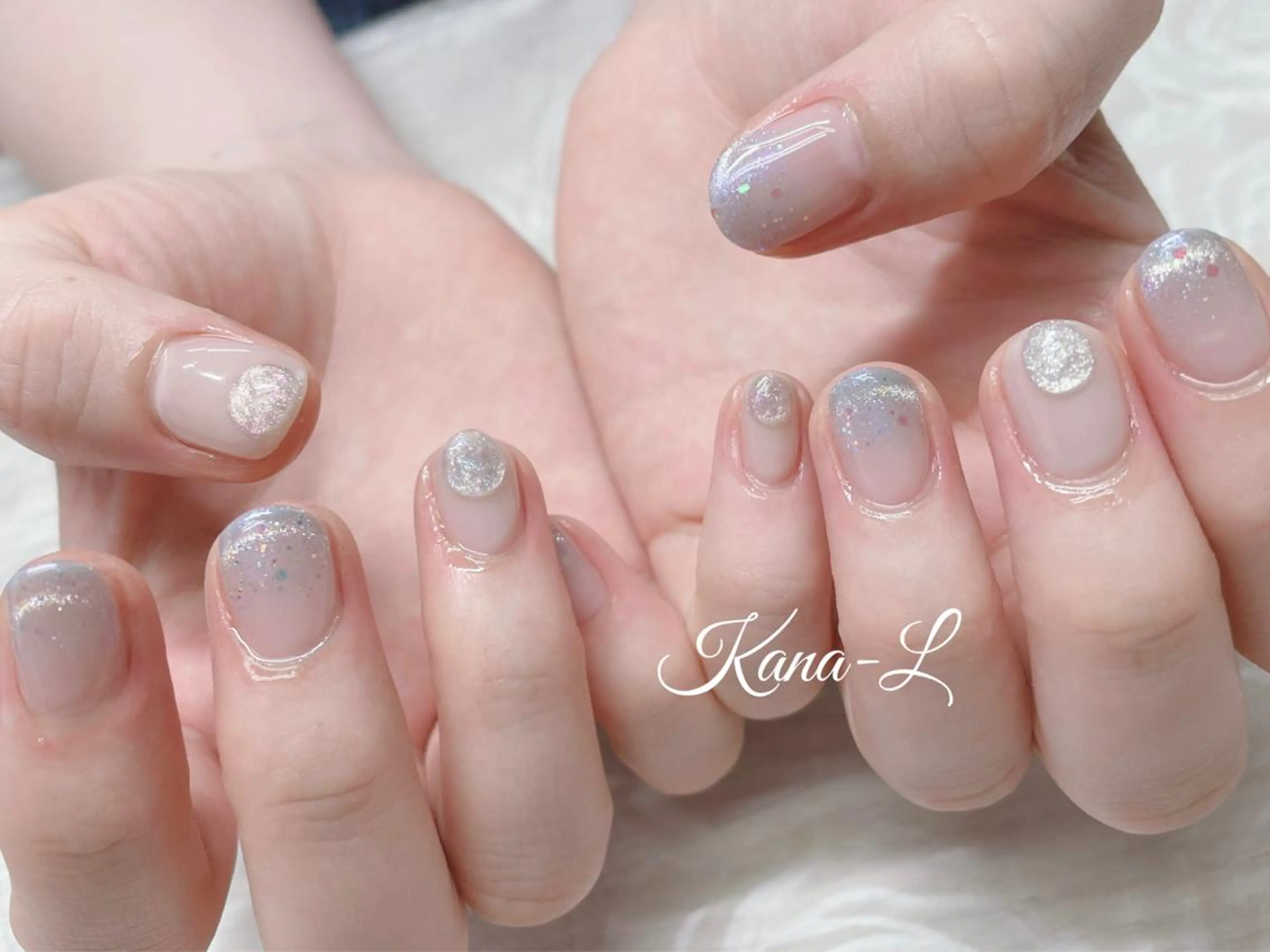 カラー ネイル ブルーカラー グラデーションカラー ブルー フレンチネイル ジェルネイル 芦辺 香奈のネイルデザイン