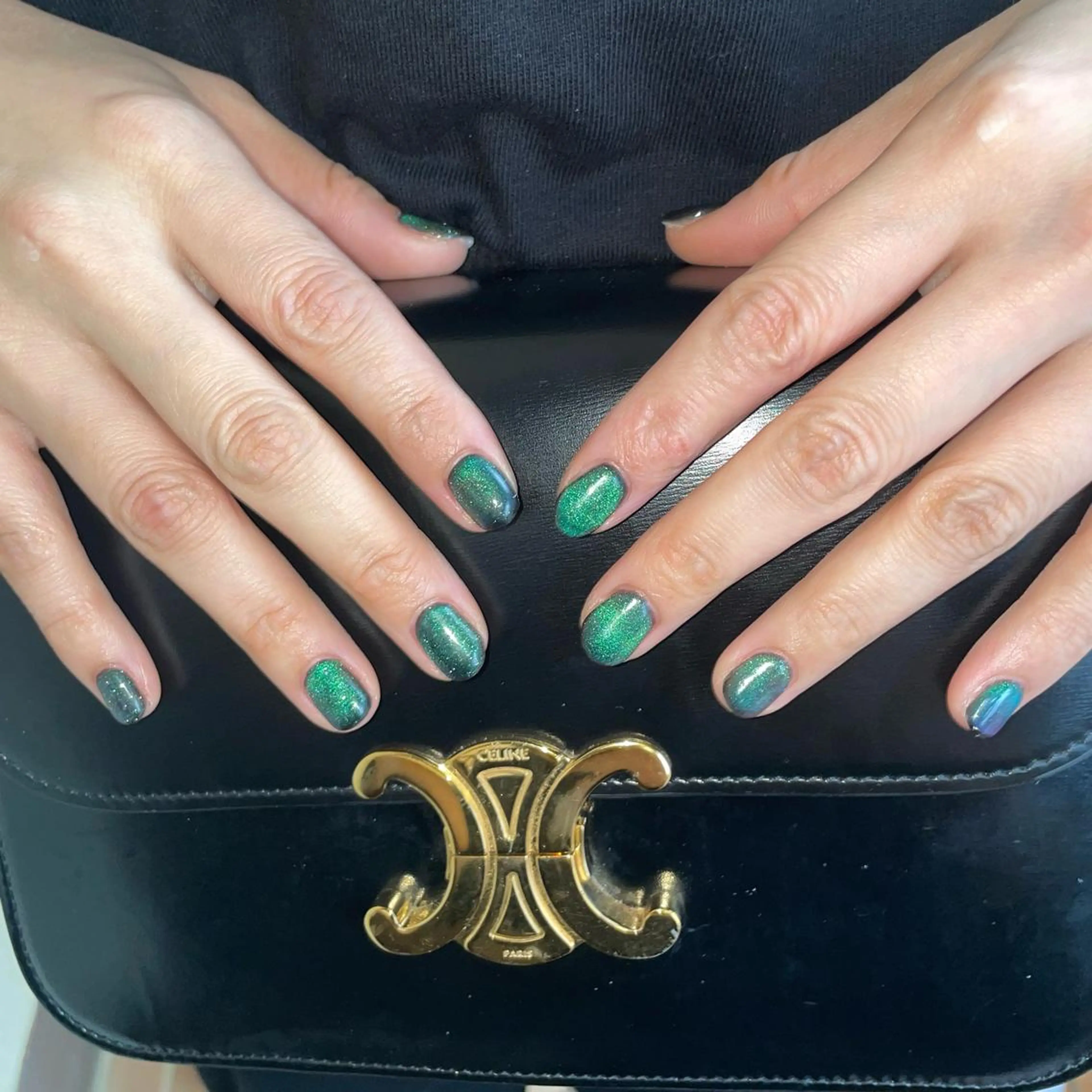 ネイル ハンドネイル 黒川 実祐のネイルデザイン