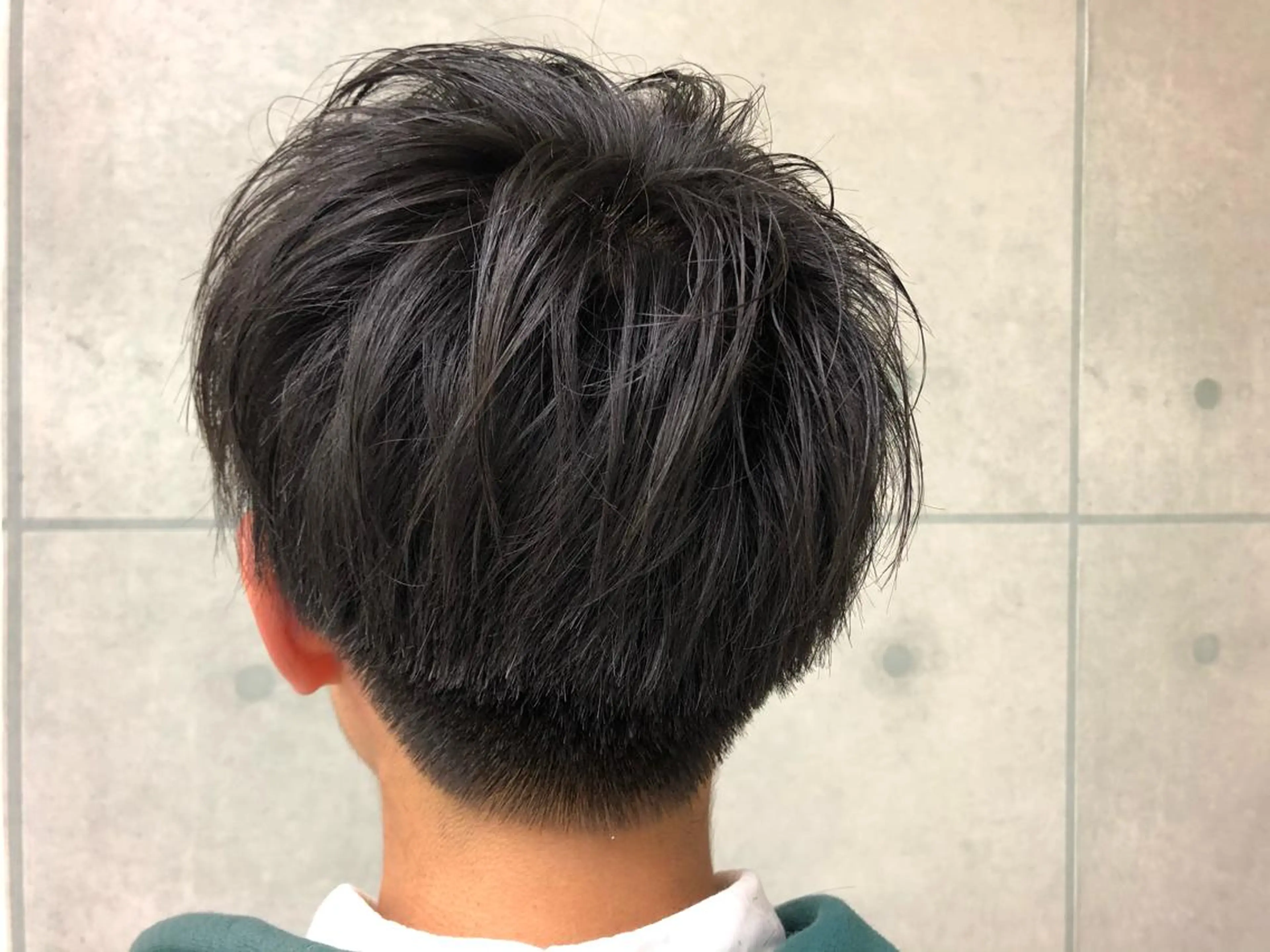 メンズ Ｄirector 　徳久　真紀の眉毛・アイブロウイメージ