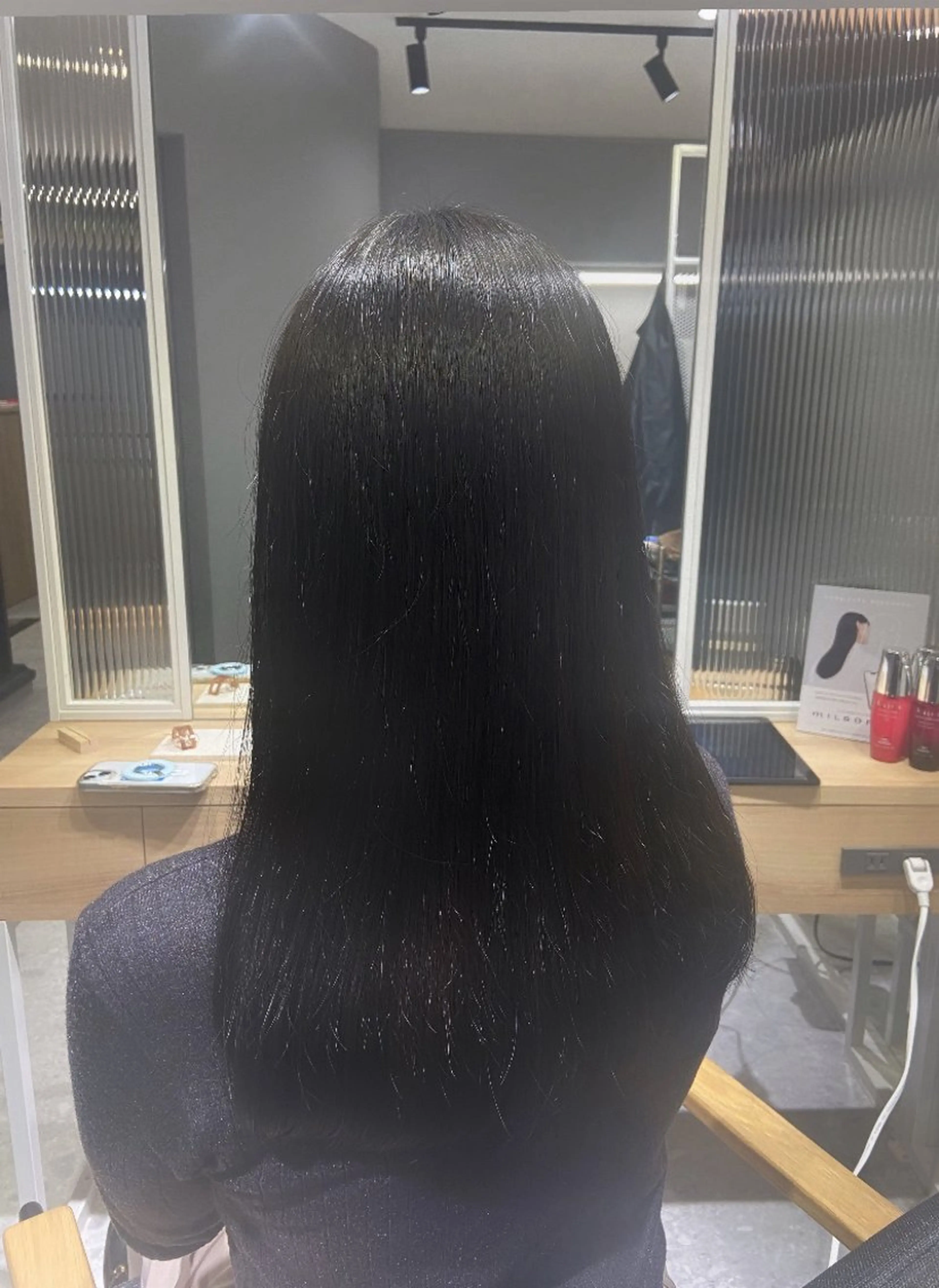 【金属イオンを取り除いてサラサラヘアへ】カット+透明感カラー+サブリミックの写真