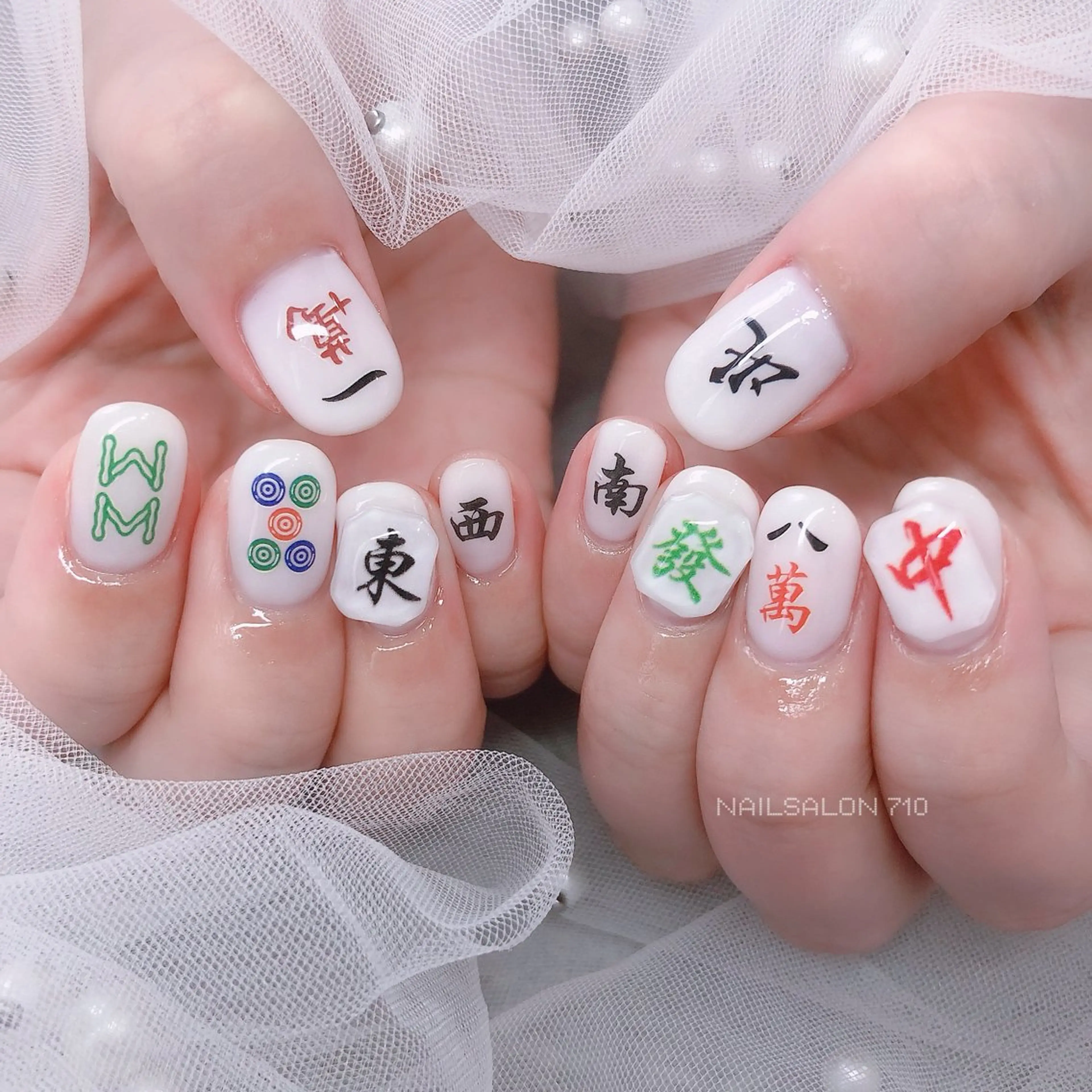 ネイル ハンドネイル フットネイル ナナイチゼロ I.Naoのネイルデザイン