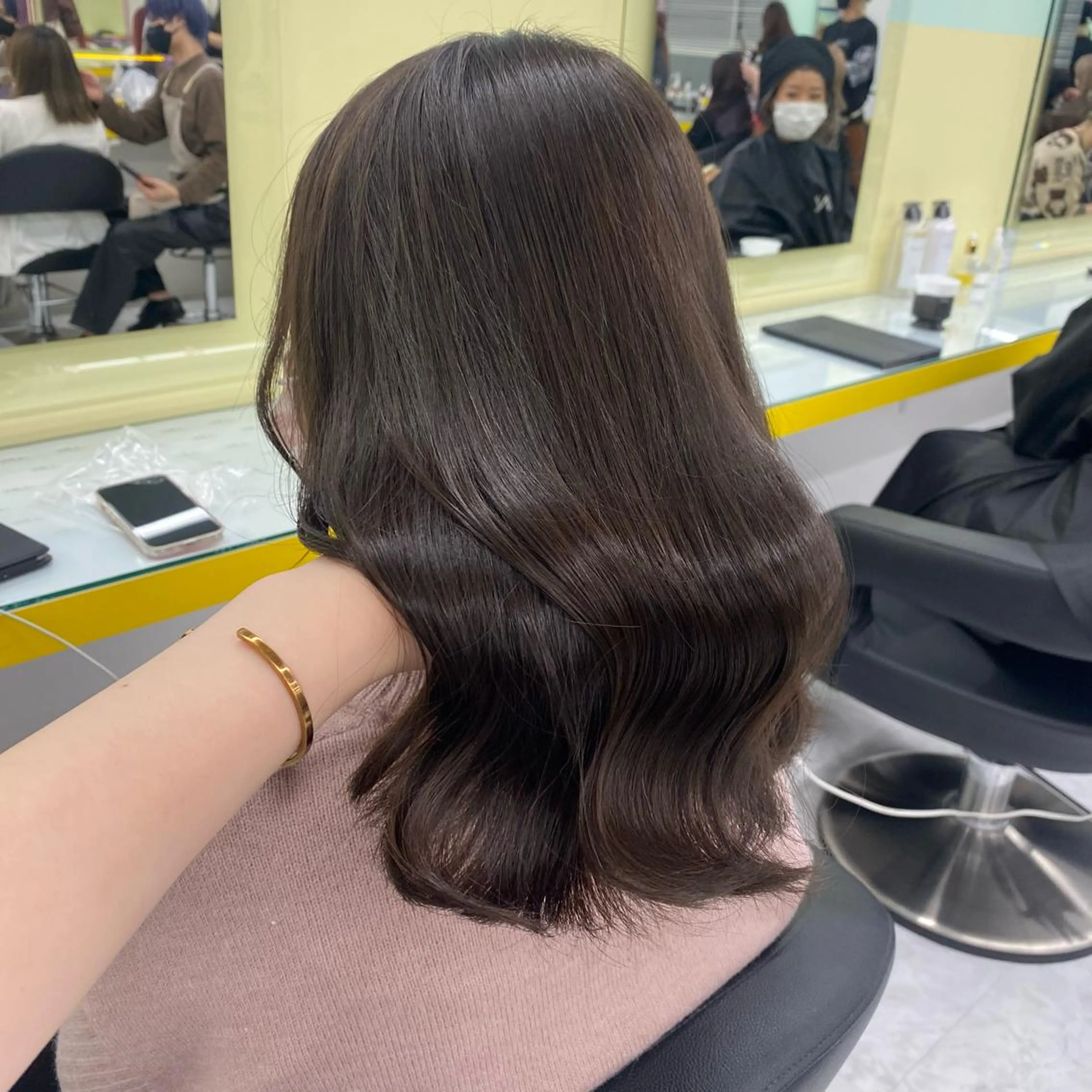 ミディアム カラー パーマ ヘアアレンジ メンズ キッズ ネイル マツエク・マツパ アイブロウ 眉カラー ヘアカラー Lumo所属・💖横浜ブリーチなし 💖MIHOのヘアスタイル