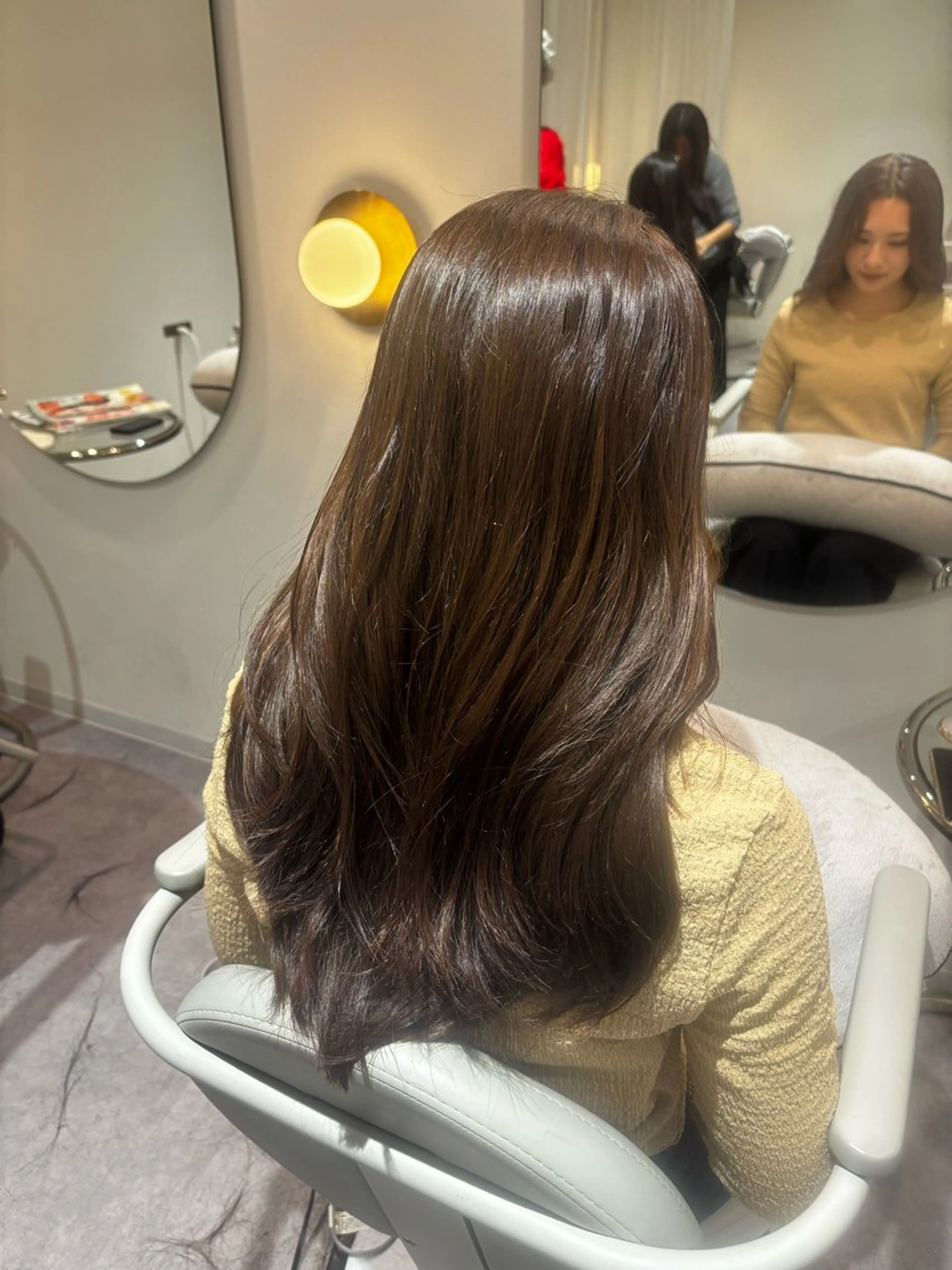 セミロング ヘアカラー トリートメント 美髪✨艶髪✨髪質改善 カラー特化❣️二宮遥のヘアスタイル