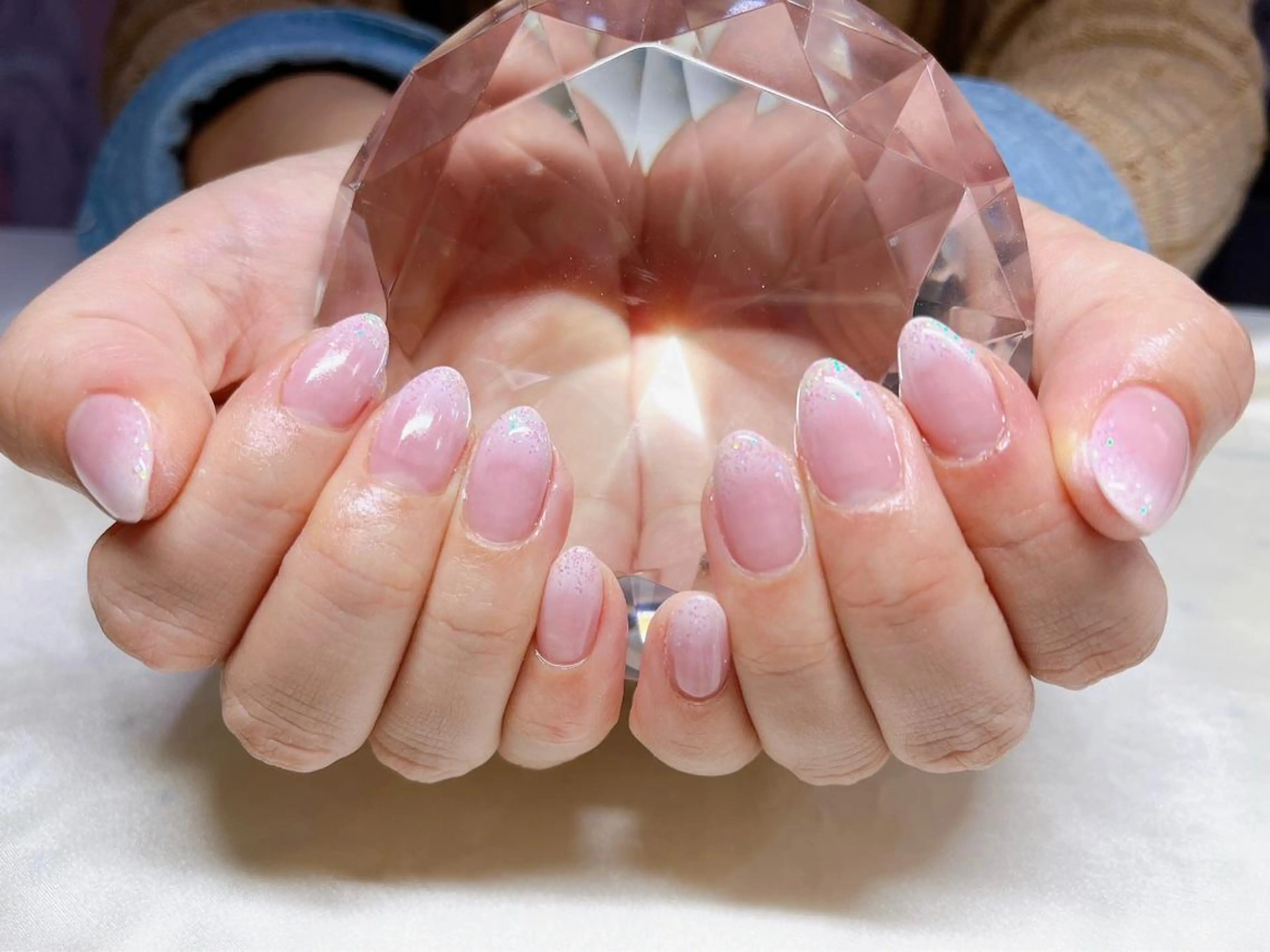 ネイル マツエク・マツパ アイブロウ 眉カラー 韓国風マツエク パリジェンヌラッシュリフト まつげパーマ ワンホンマツエク ハンドネイル Nail&eye Belire 新宿のネイルデザイン