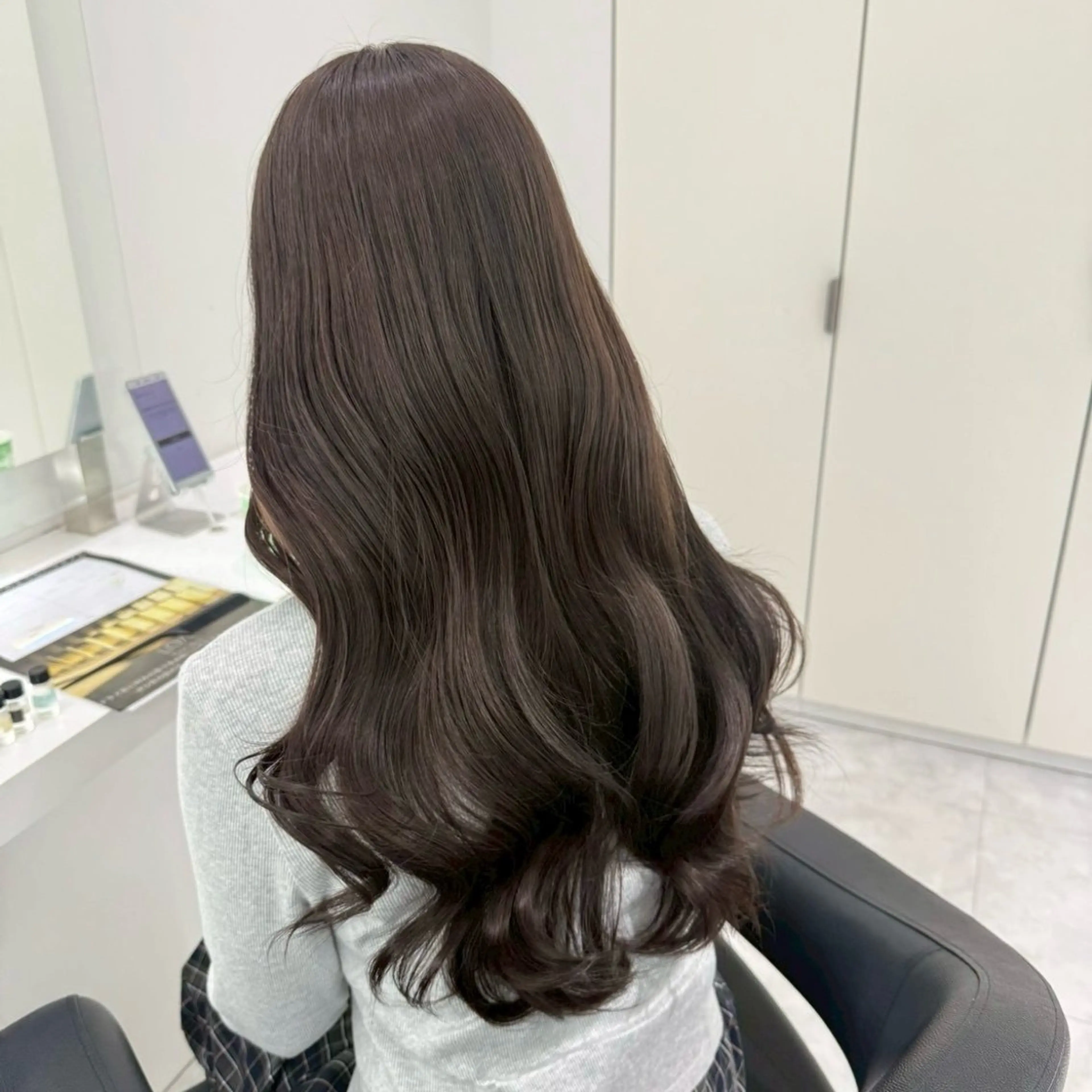 カラー ヘアカラー トリートメント 🤍透明感ブラウン himi🤍のヘアスタイル