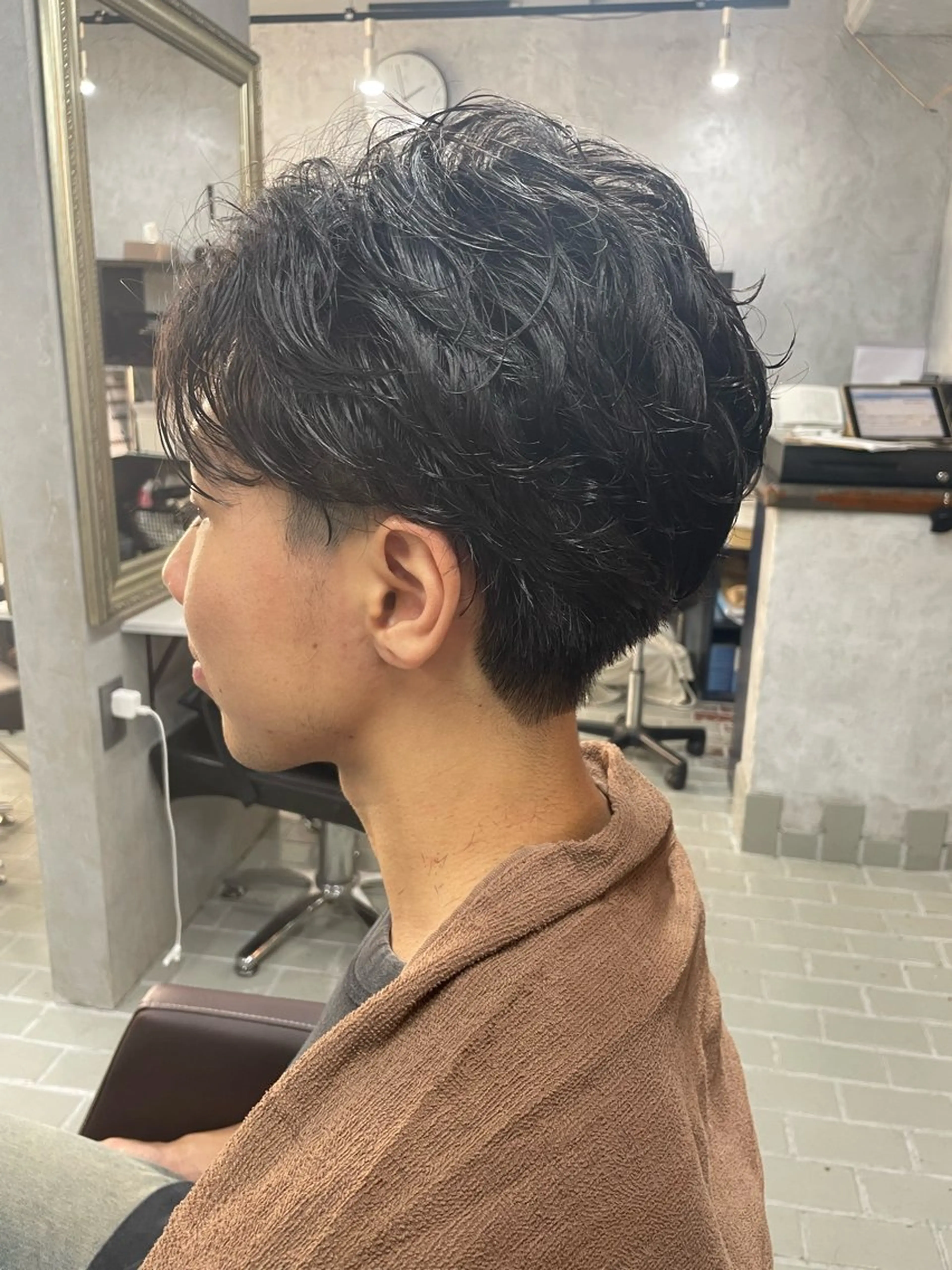 メンズ メンズパーマ カット パーマ 艶髪/透明感カラー 山﨑俊輔のヘアスタイル