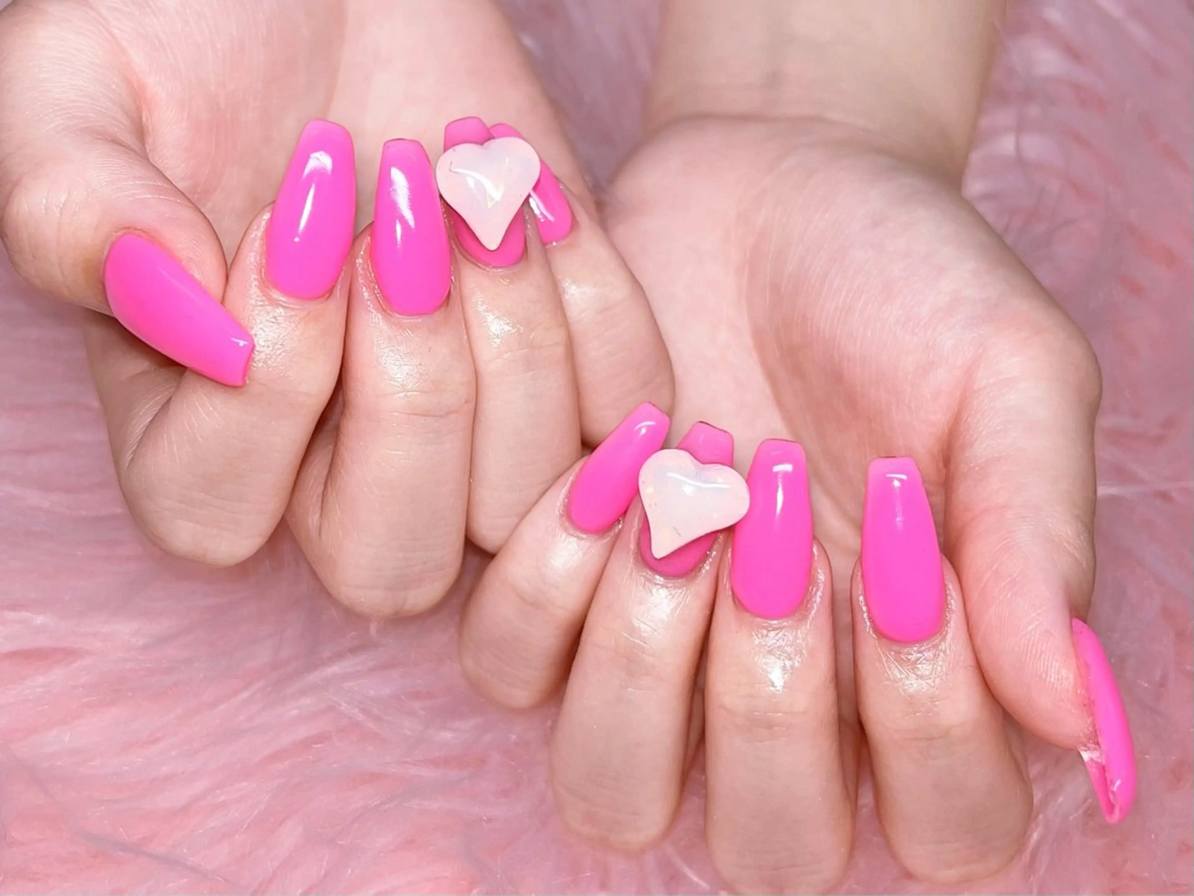 ★チップスカルプ★長さだし＋ワンカラーorラメグラ＋2本アート(立体パーツok)の写真