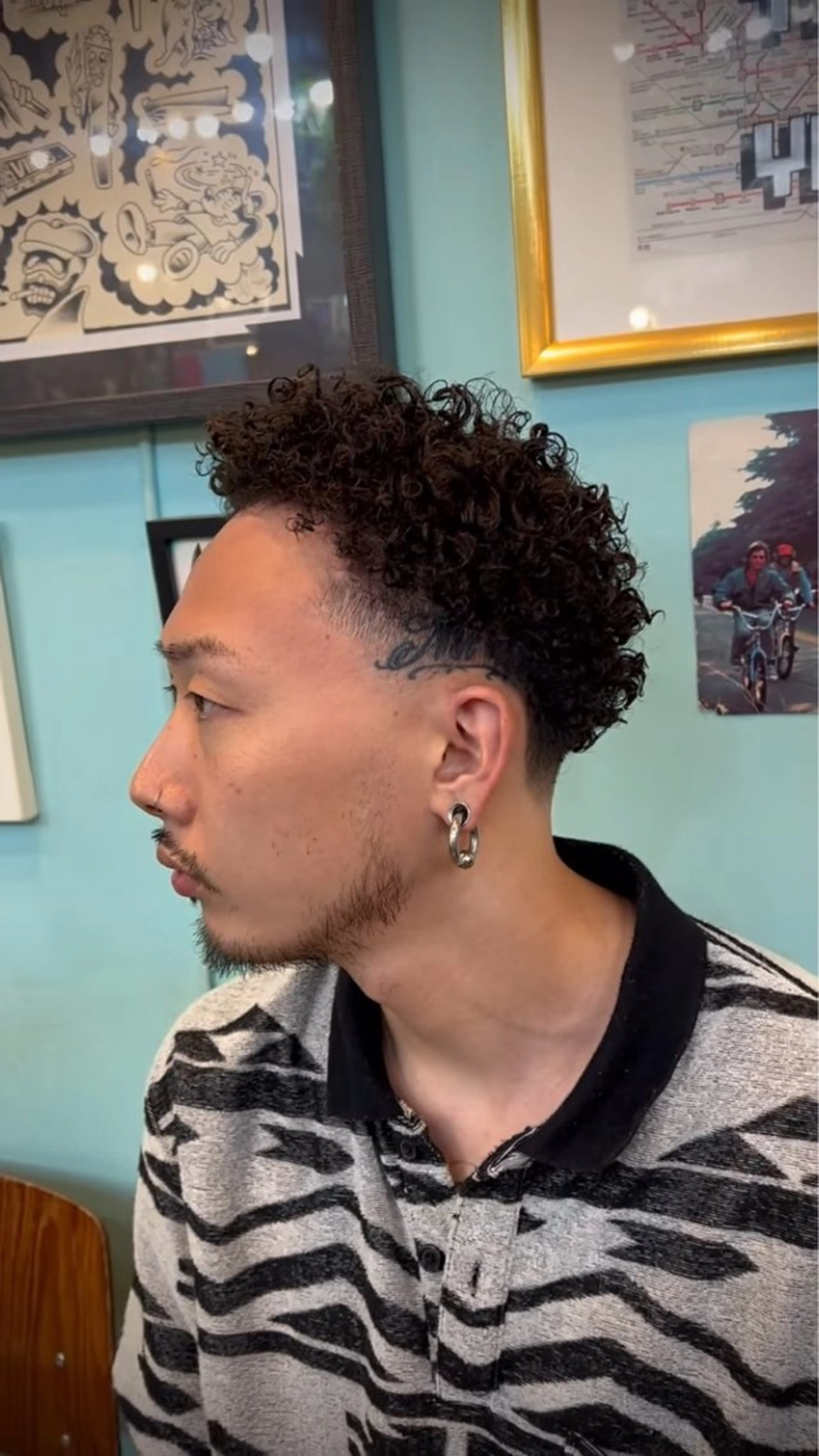 ショート パーマ メンズ スキンフェード/パー マ/須田陸斗のヘアスタイル