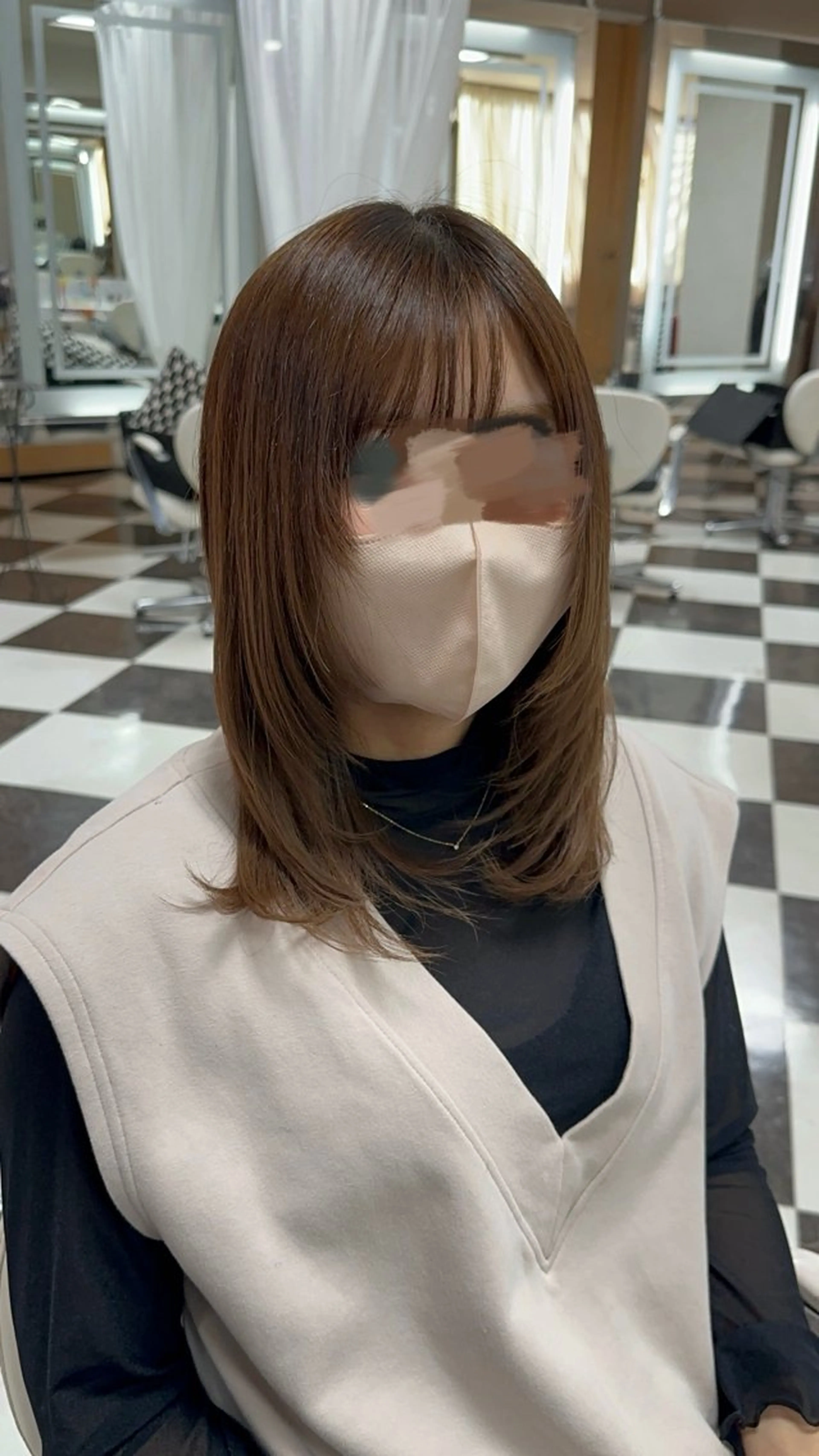 ミディアム 顔周りカット レイヤーカット 鶴田 悠斗のヘアスタイル