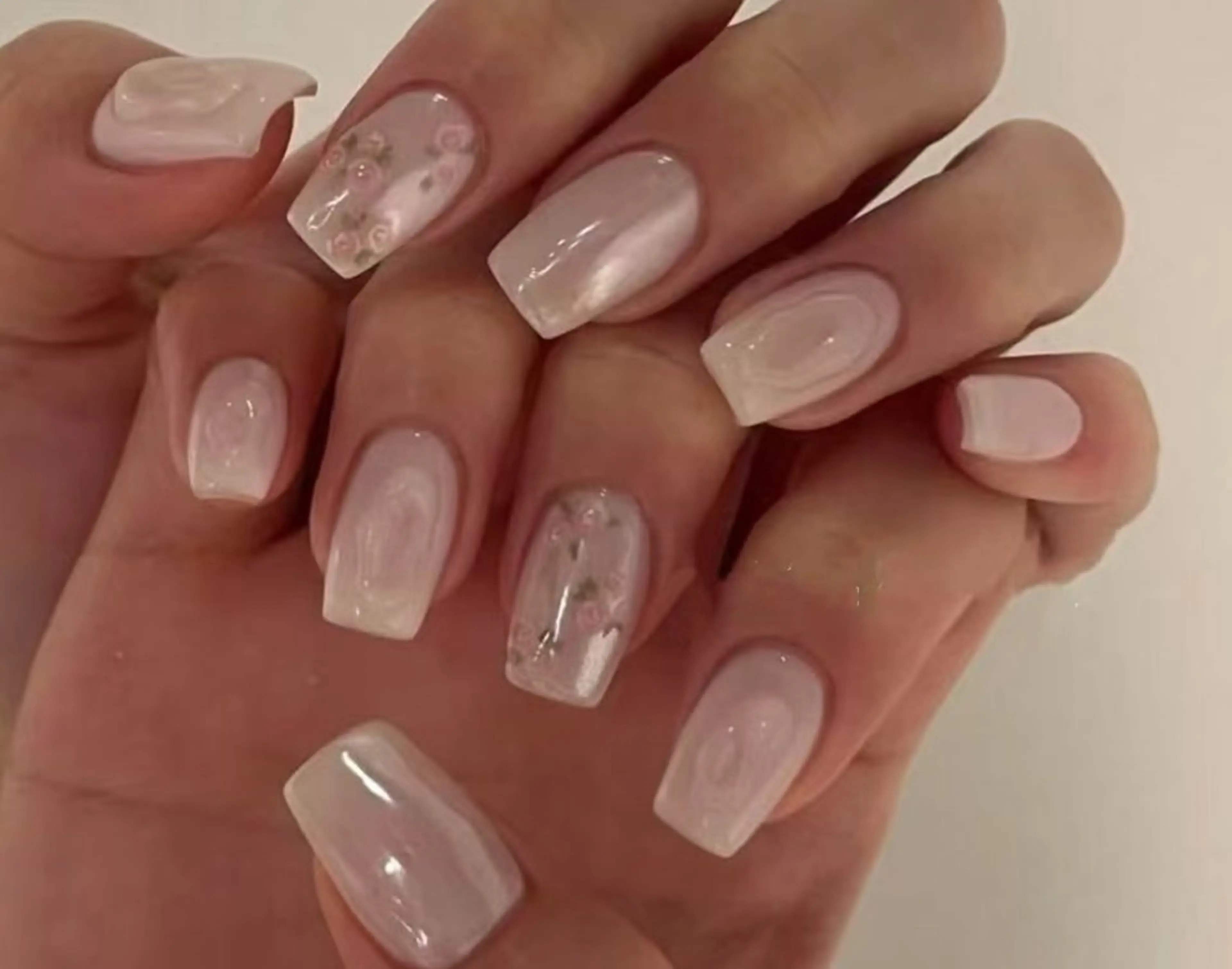 ネイル オーロラネイル フラワーネイル フットネイル フレンチネイル ジェルネイル ハンドネイル Oomiya 服部のネイルデザイン