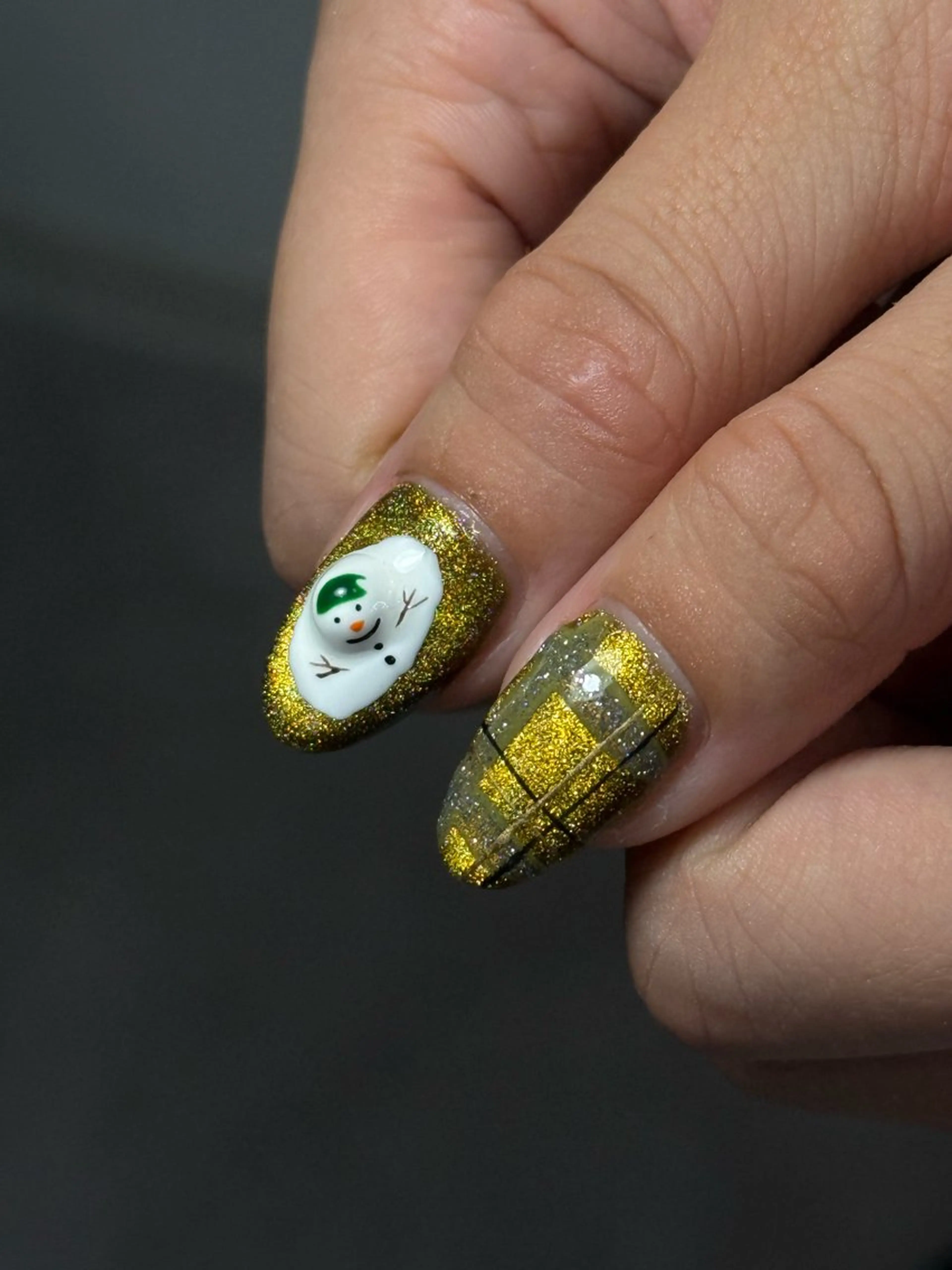 ネイル neouv所属・NEOUV_ mikuのネイルデザイン