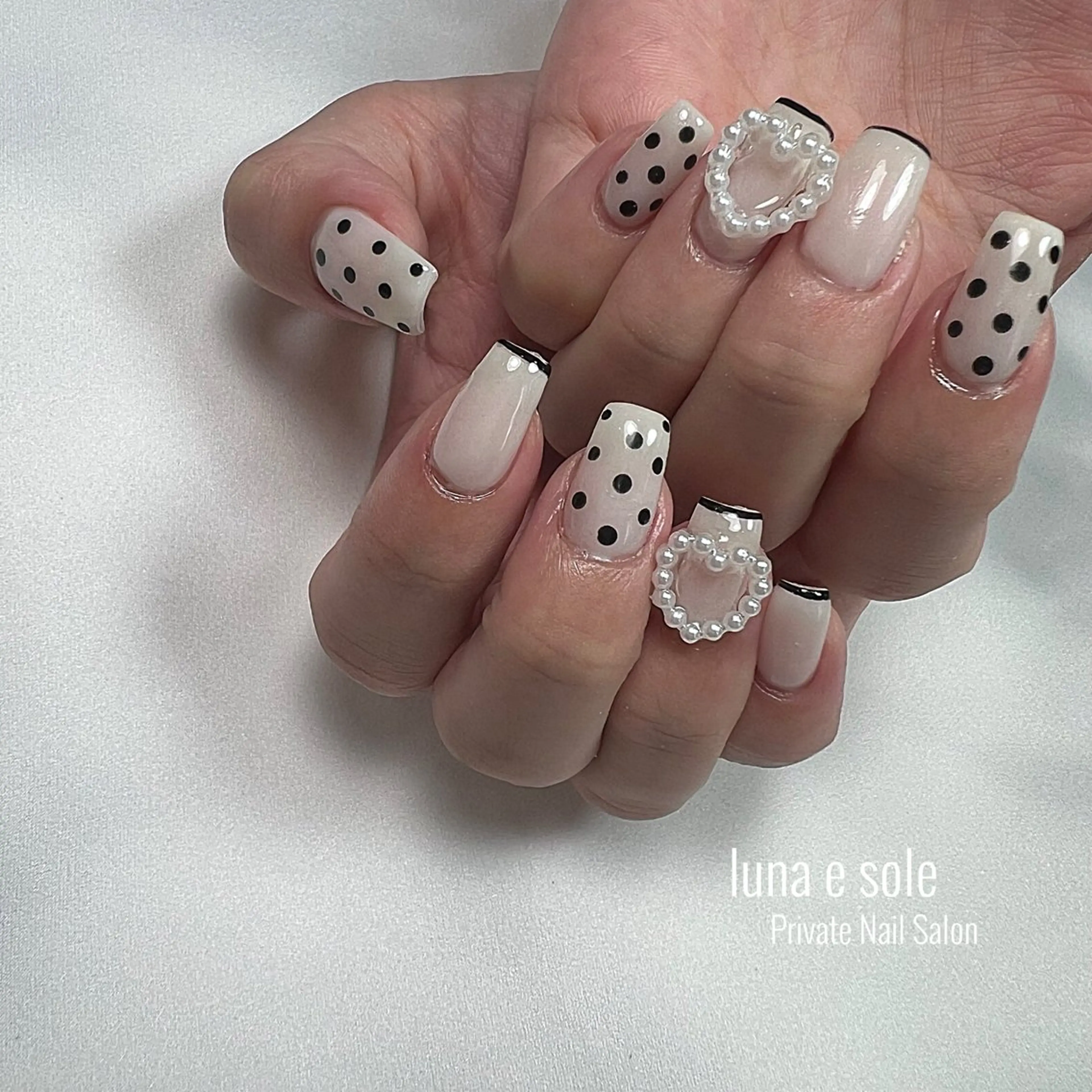 ネイル Luna e  Soleのネイルデザイン