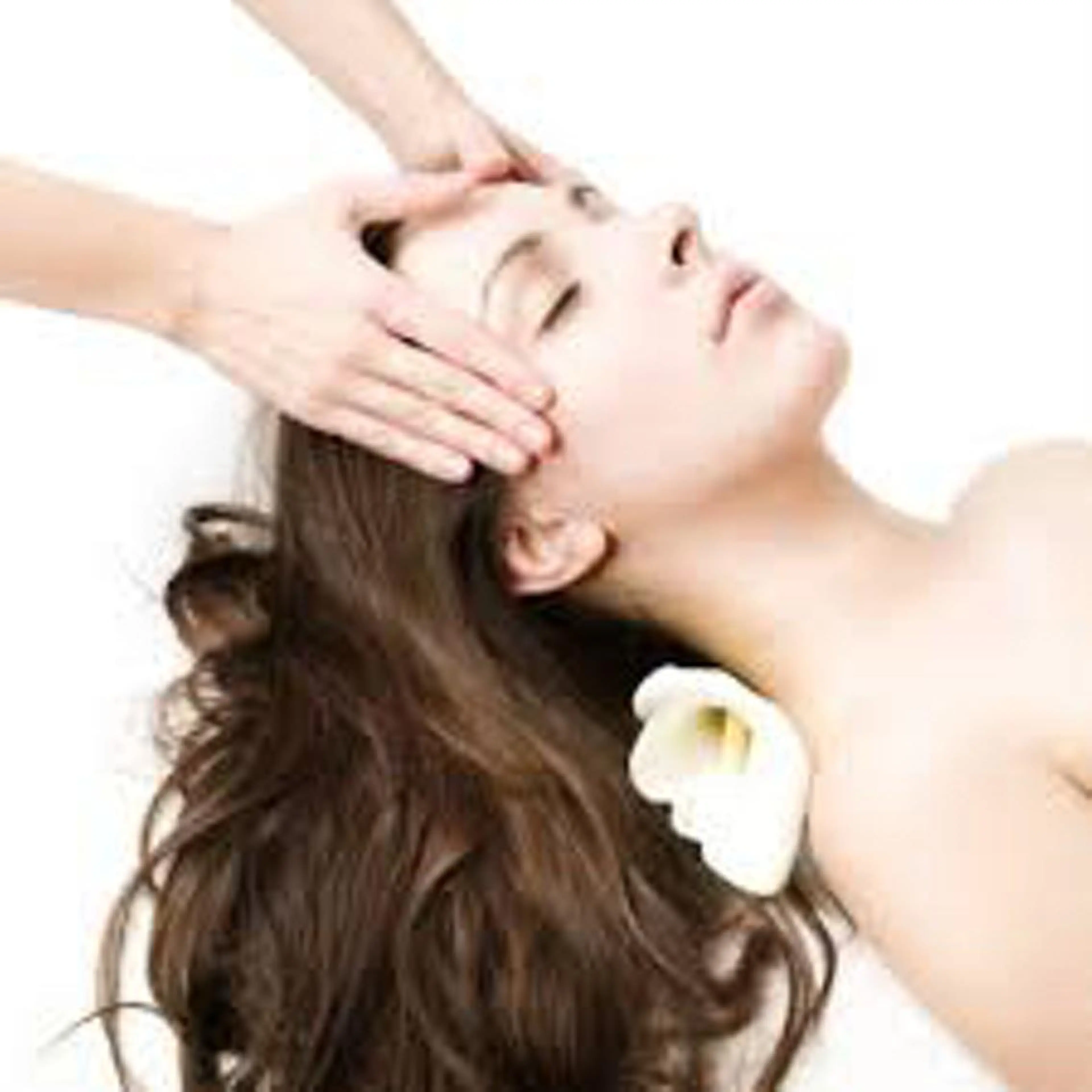 FEERIE AVEDA ARIAKE所属・LUMIA/オーナー 西田わかばのヘアスタイル