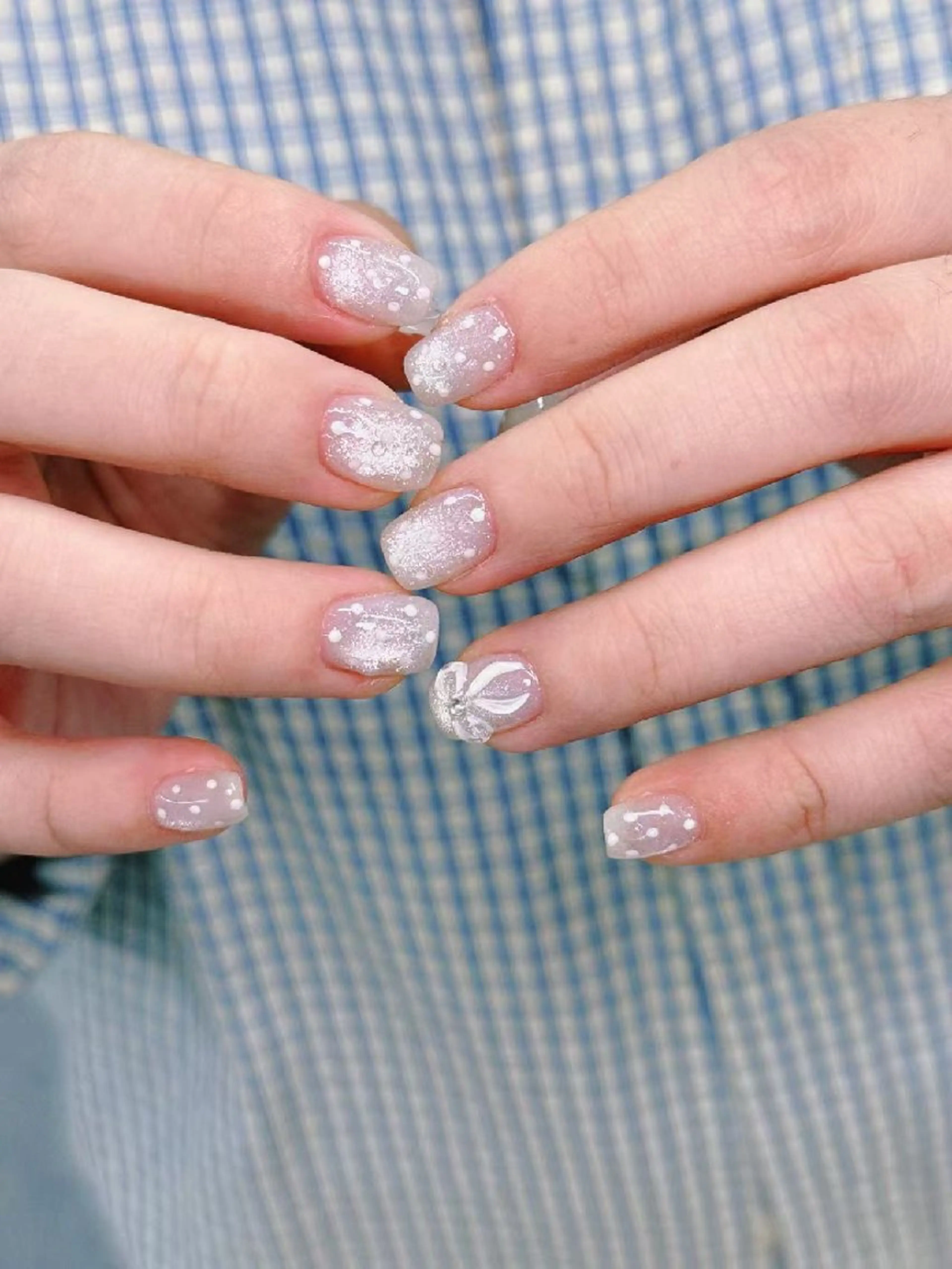 ネイル グロー ネイルのネイルデザイン