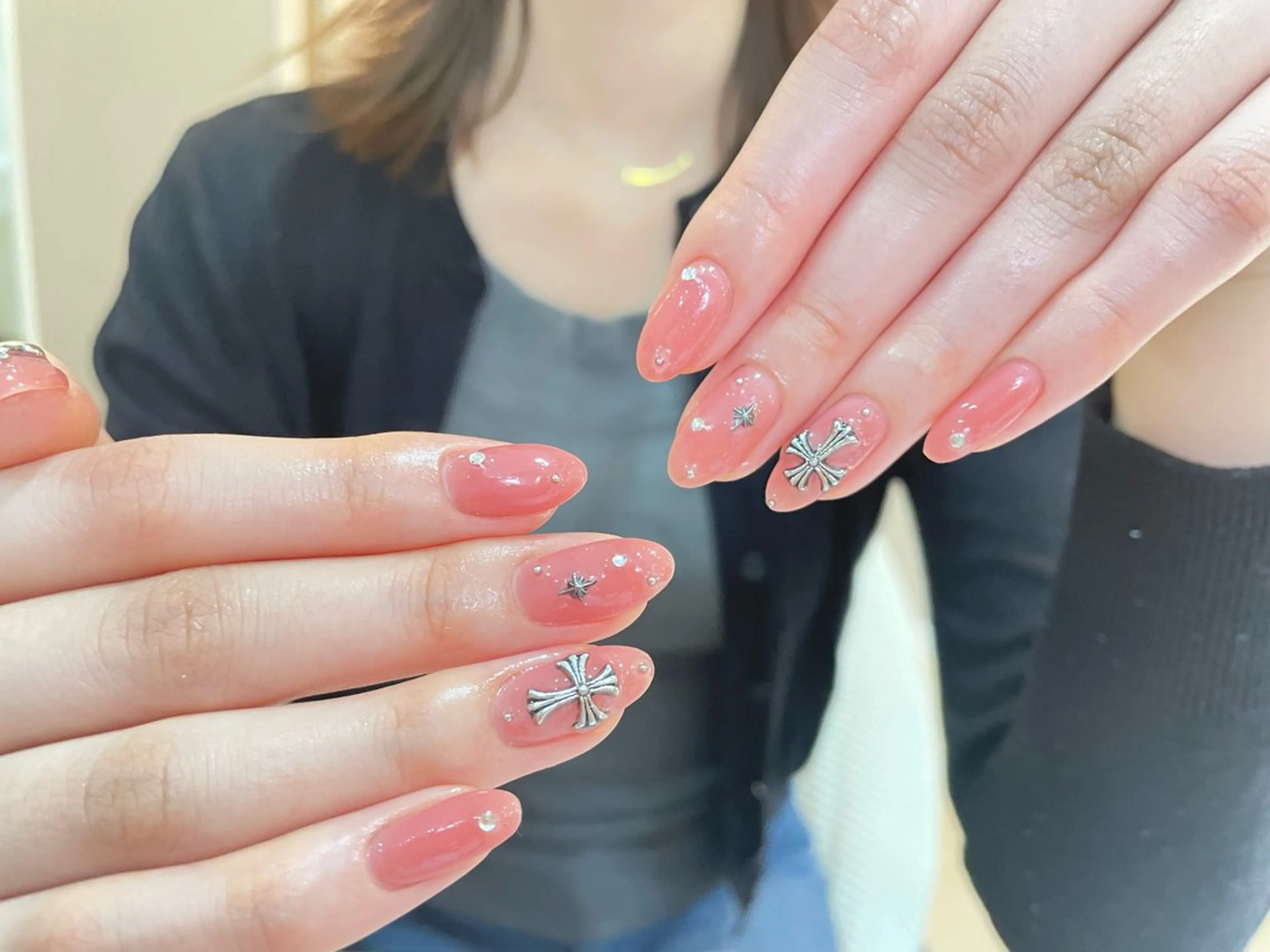 ネイル オーロラネイル チークネイル フレンチネイル ガラスフレンチ グラデーション H&B 楊のネイルデザイン