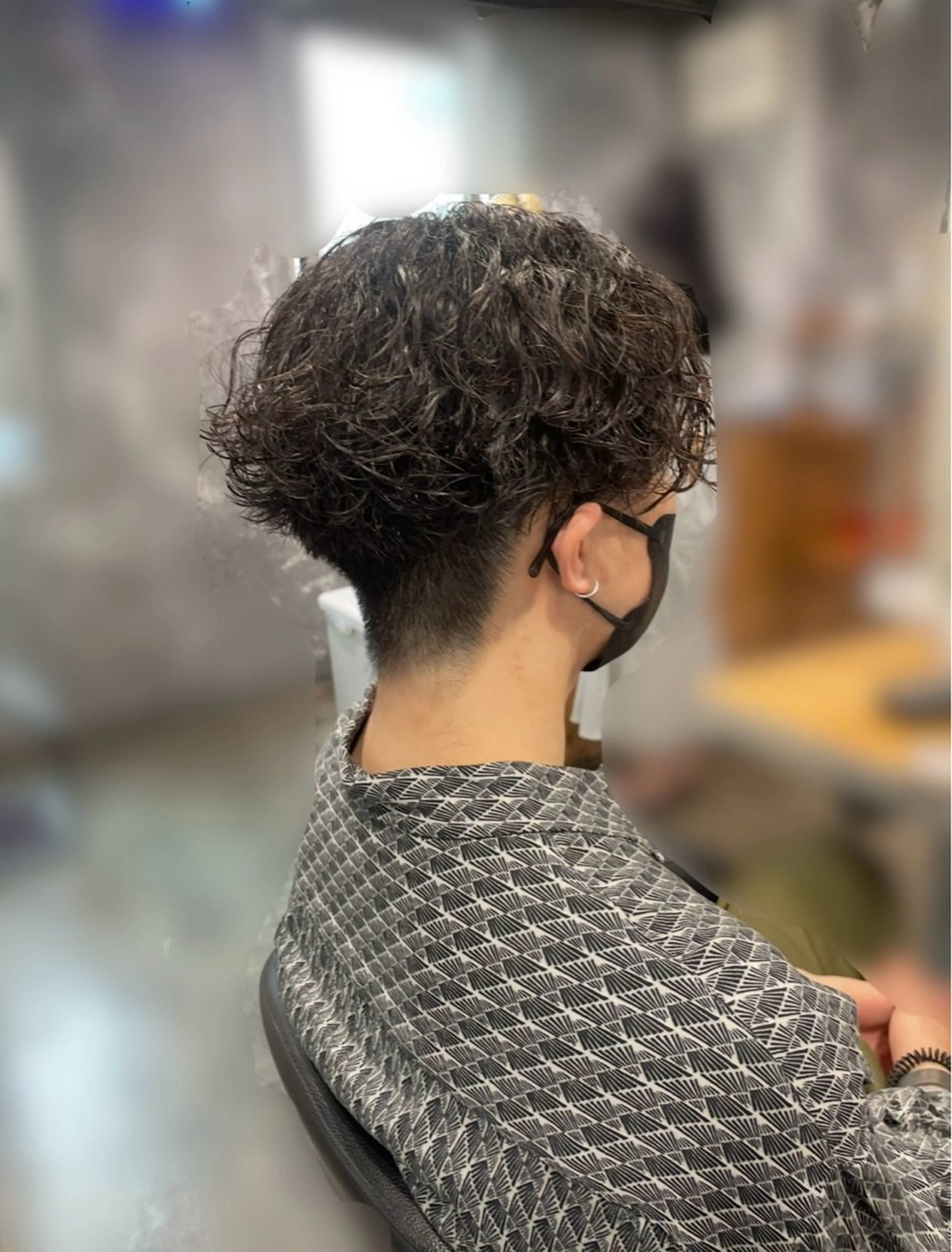 パーマ メンズ カット パーマ ヘッドスパ ヘアセット 透明感カラー・レイヤ ー🎀amika🎀のヘアスタイル