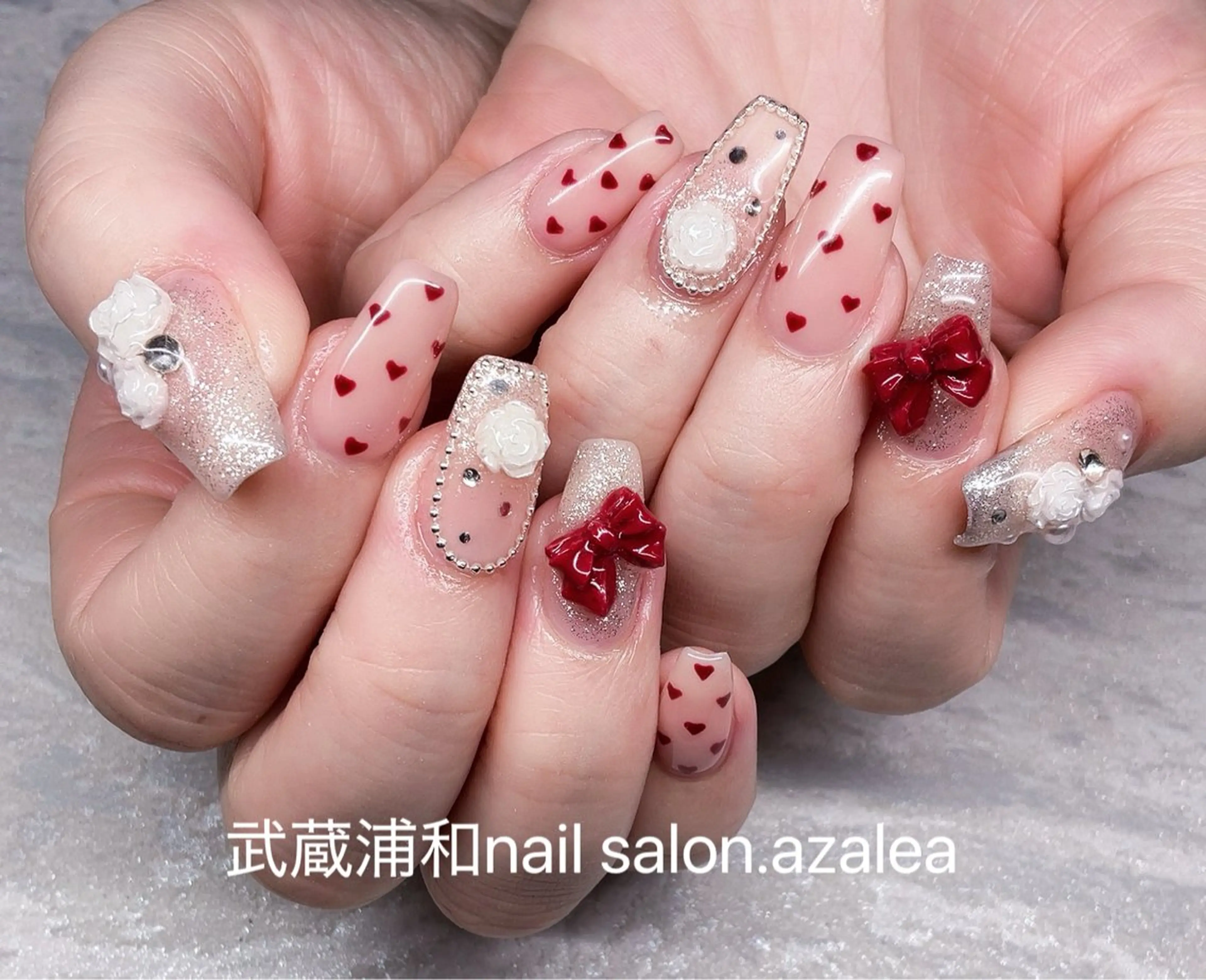 ネイル ハンドネイル R inのネイルデザイン