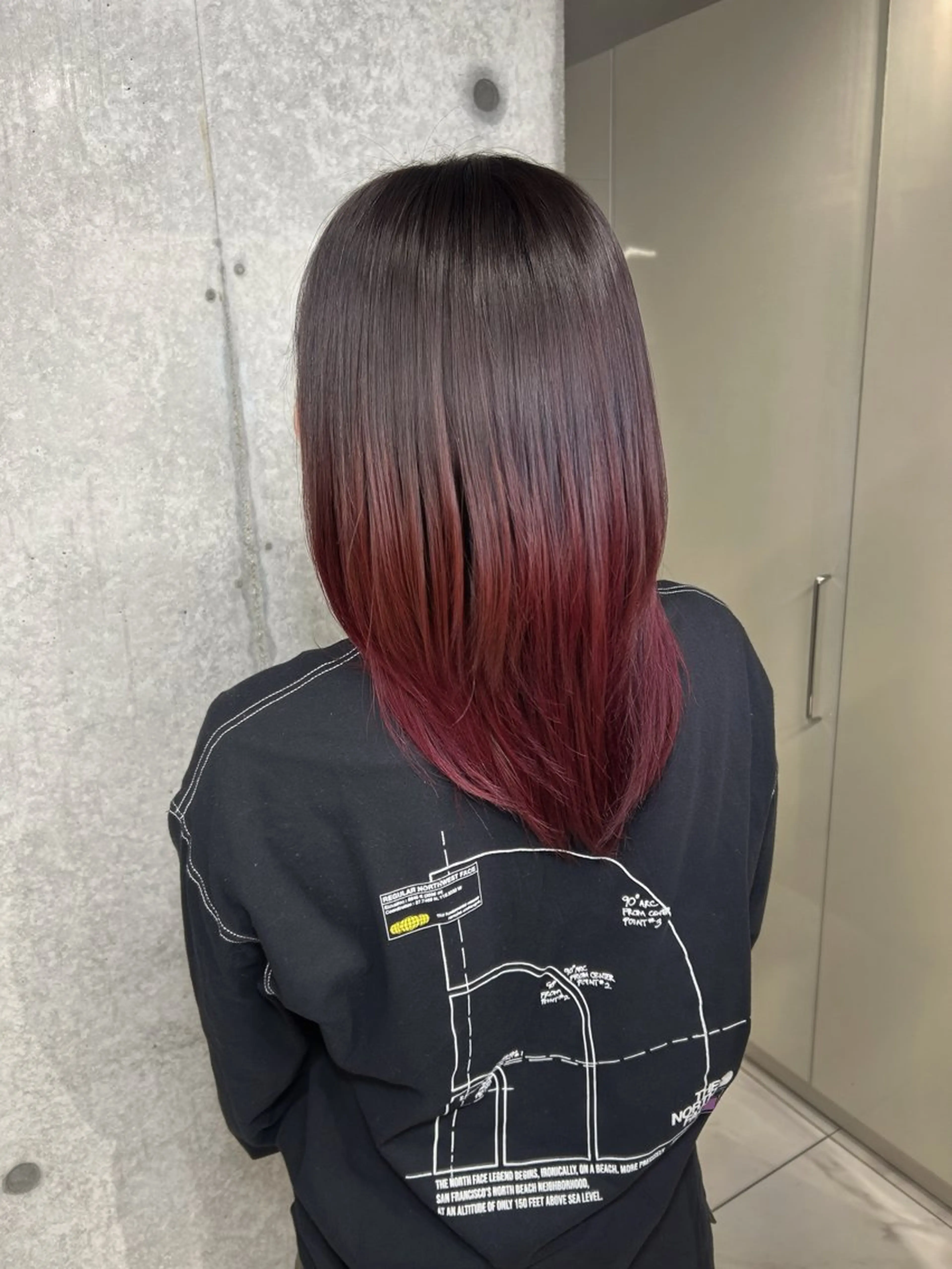 カラー ブリーチ ヘアカラー ️💜akari💜 ハイトーン/レイヤーのヘアスタイル