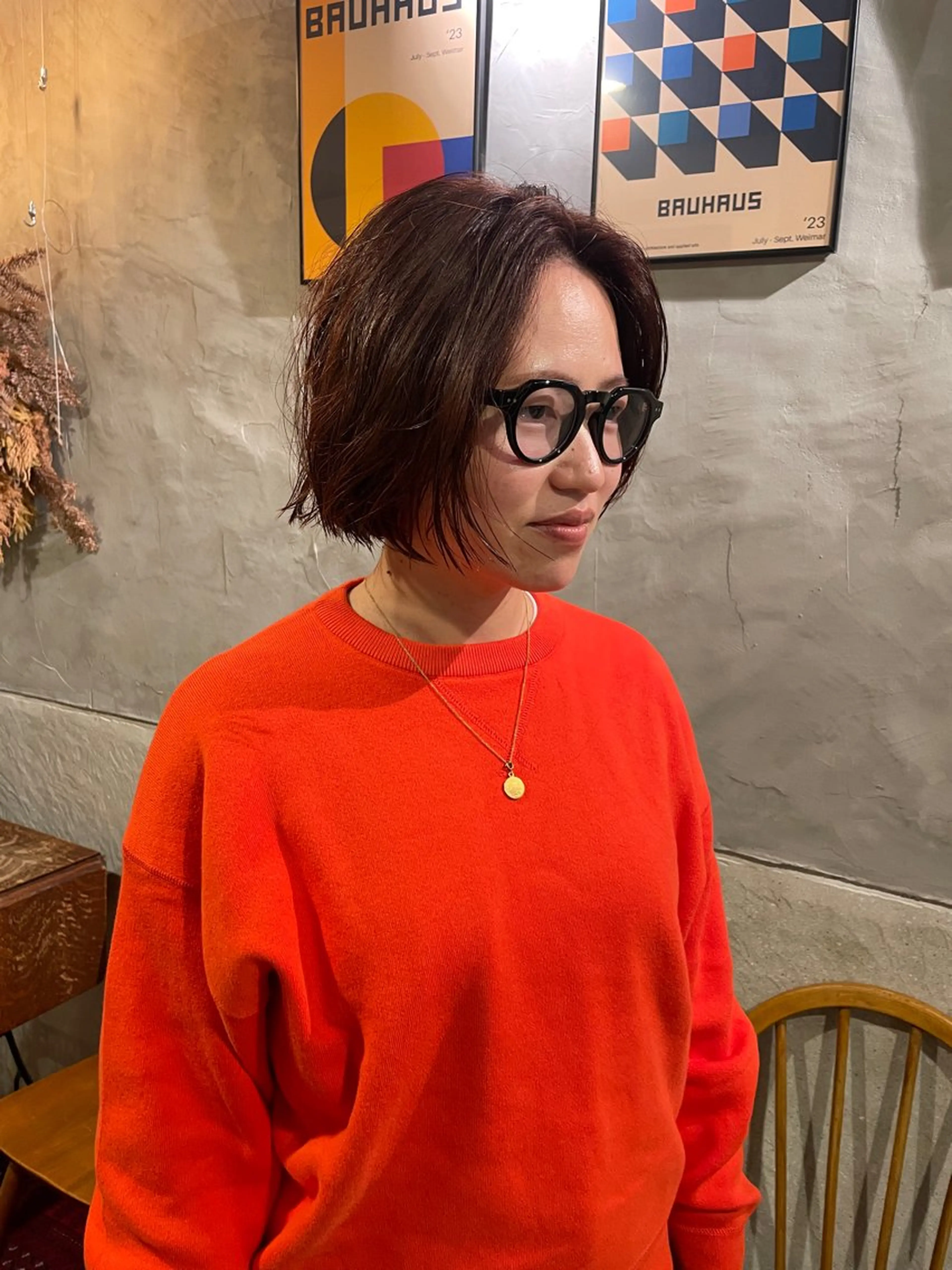 ショート カラー オレンジ くせ毛 カット ヘアカラー トリートメント さの あやねのヘアスタイル