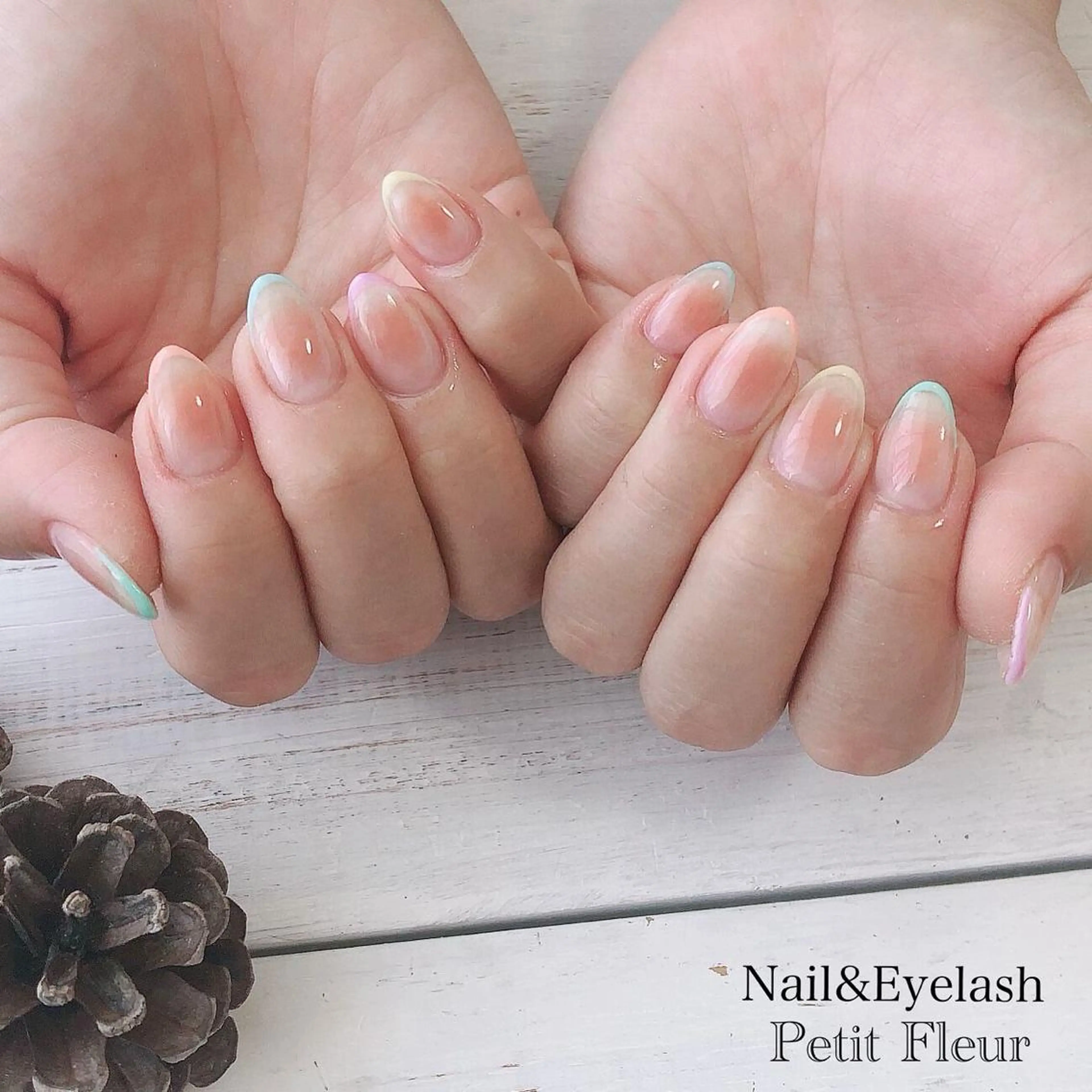 ネイル Petit Fleur所属・青柳 亜梨奈のマツエク・マツパデザイン