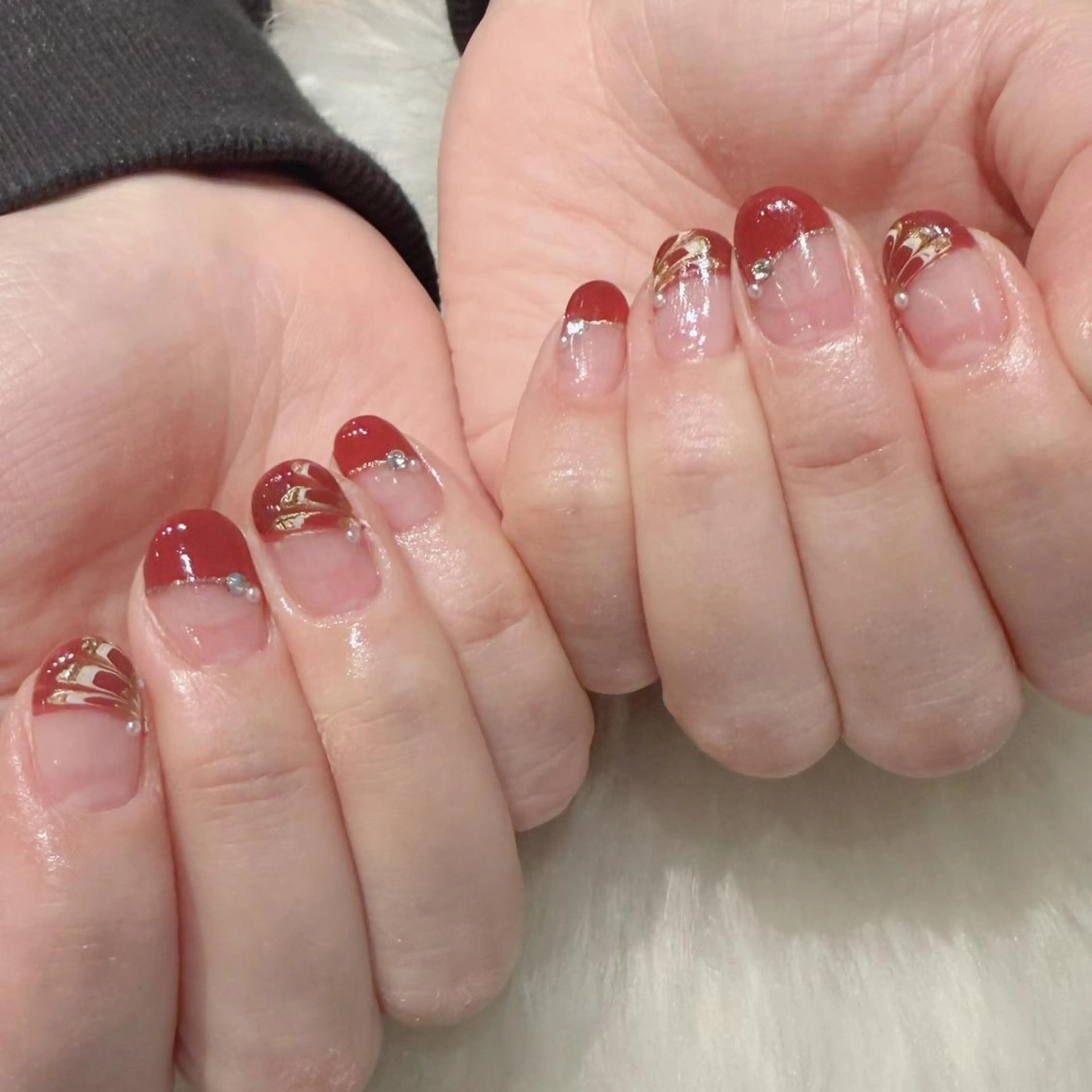 ネイル フレンチネイル ピーコックネイル ハンドネイル Kanai Harukaのネイルデザイン