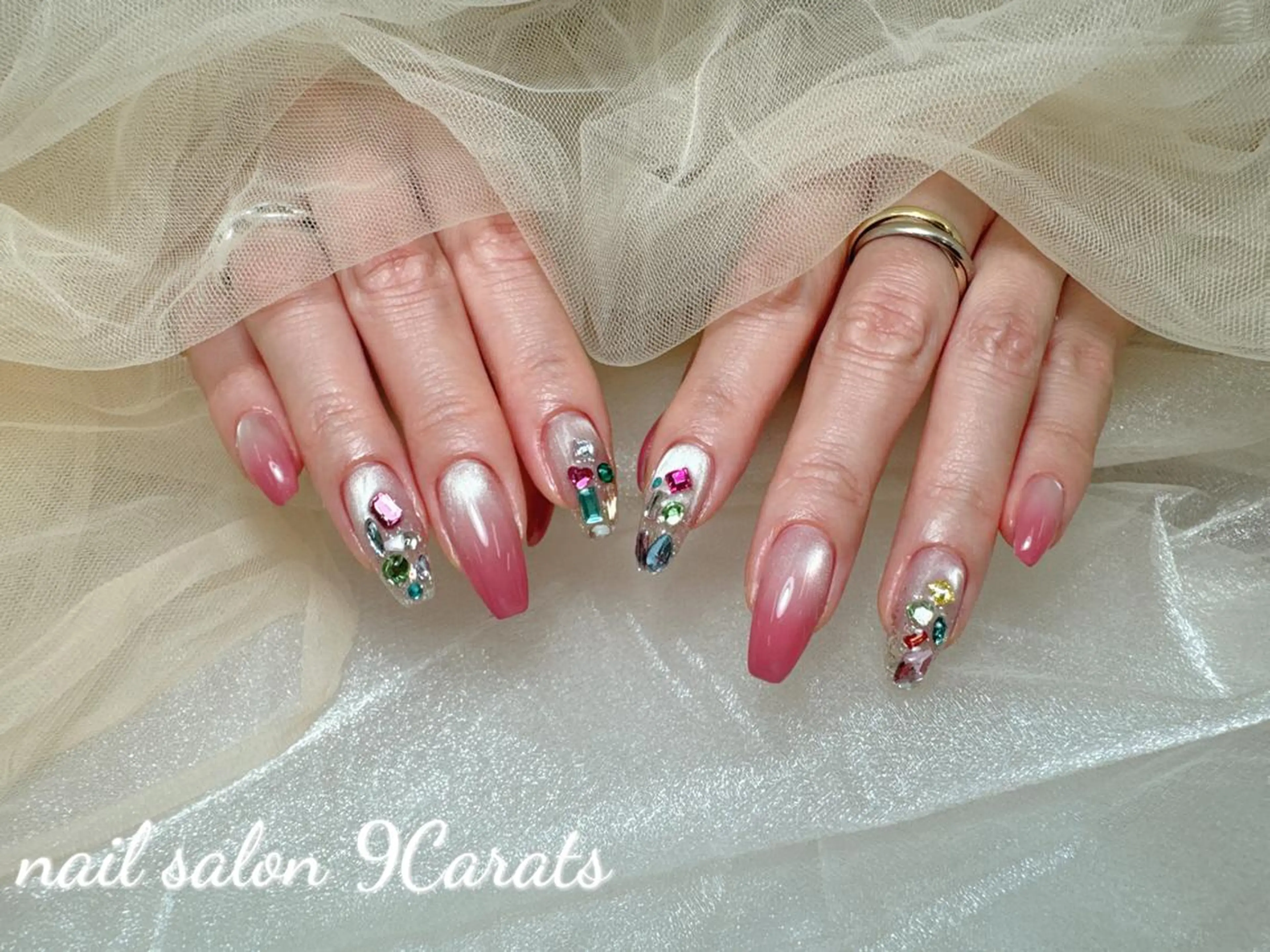 ネイル ネイルサロン 9Carats神田のネイルデザイン