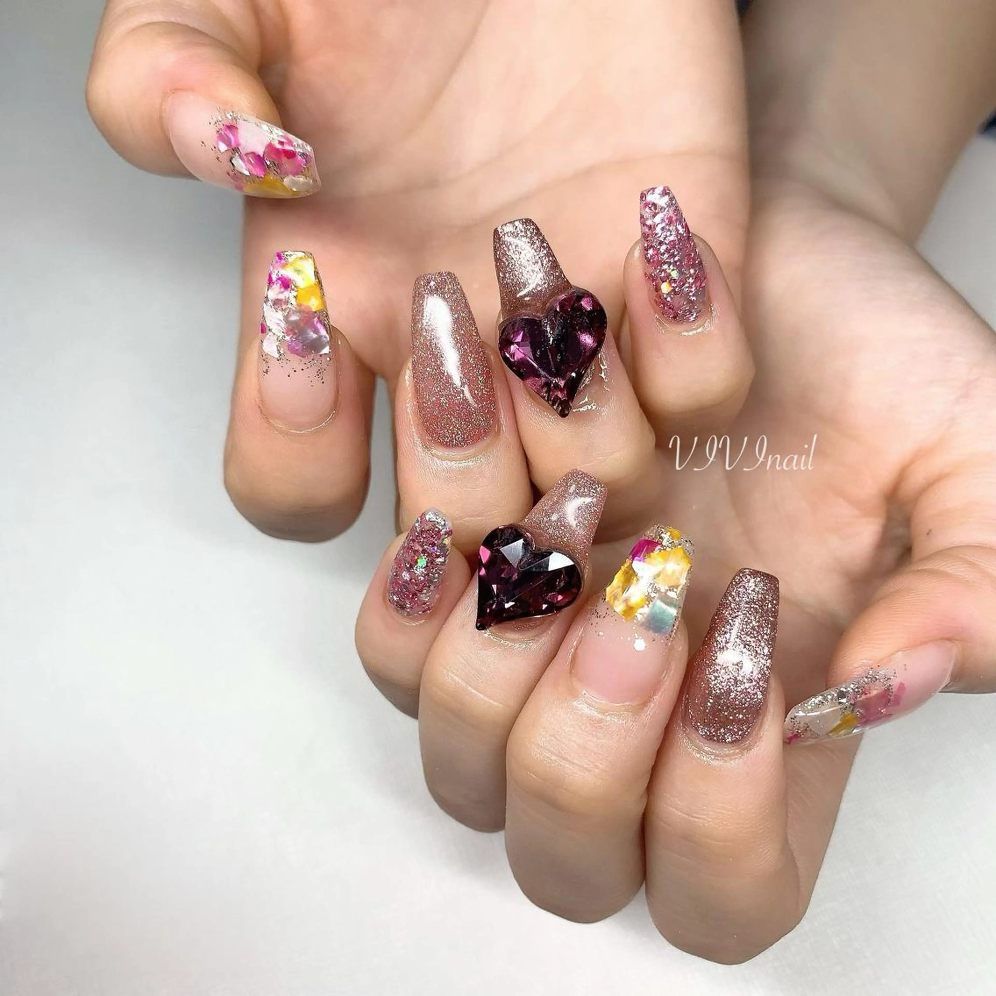ネイル ハート ピンク ハンドネイル vivi nailのネイルデザイン