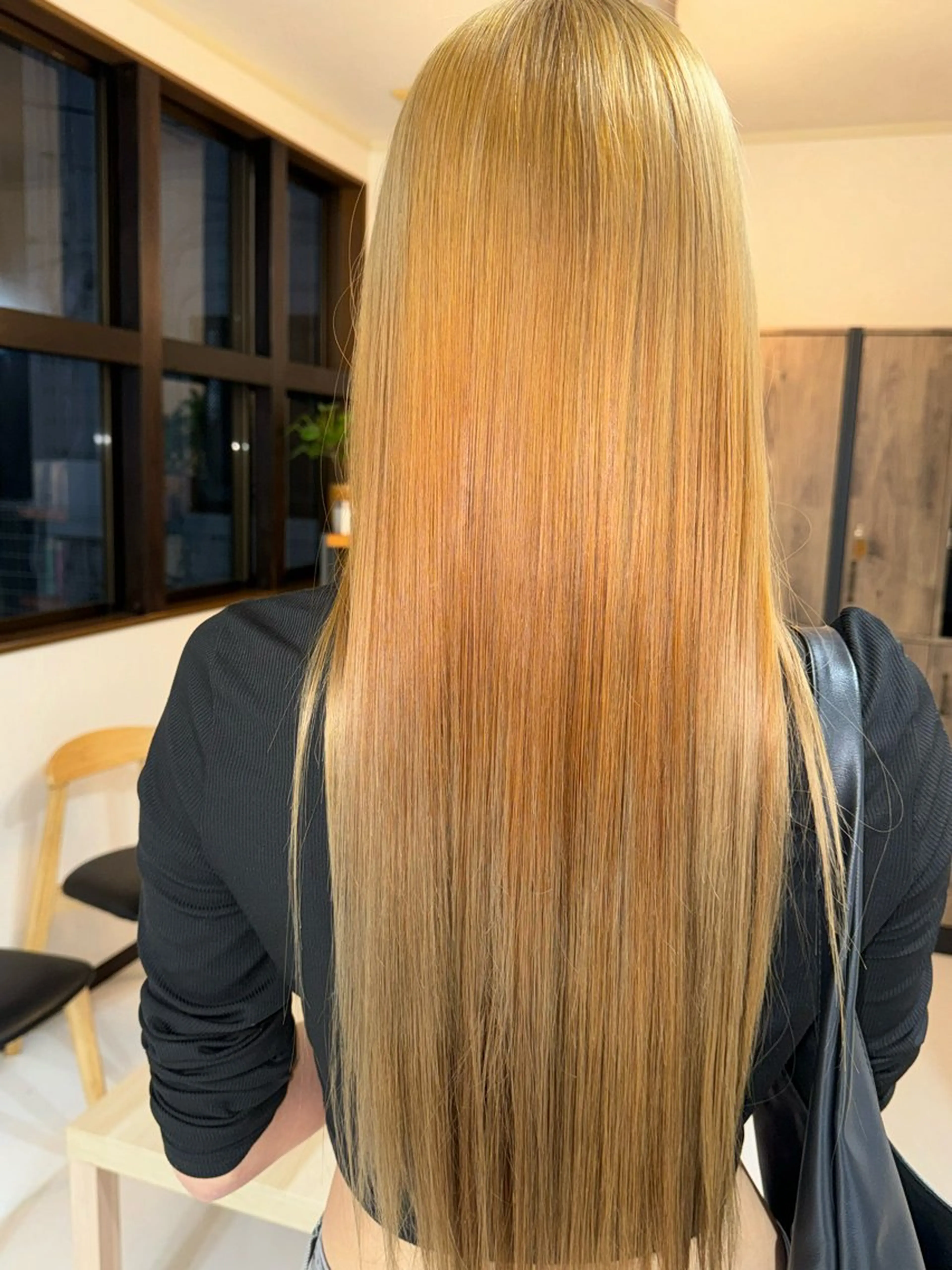 ロング カラー 大内 カオリのヘアスタイル