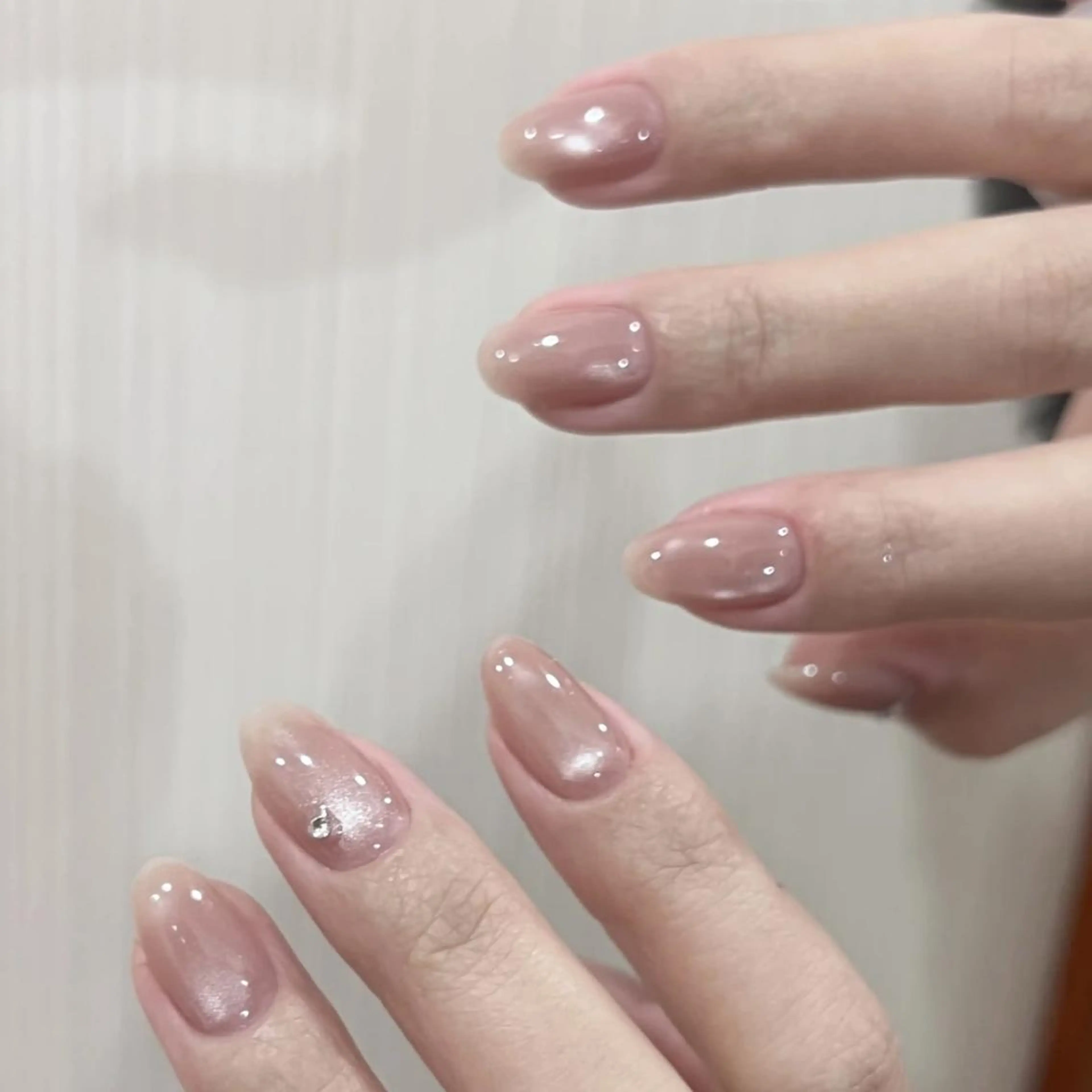 ネイル RAFFINE 月🦋🩵のネイルデザイン