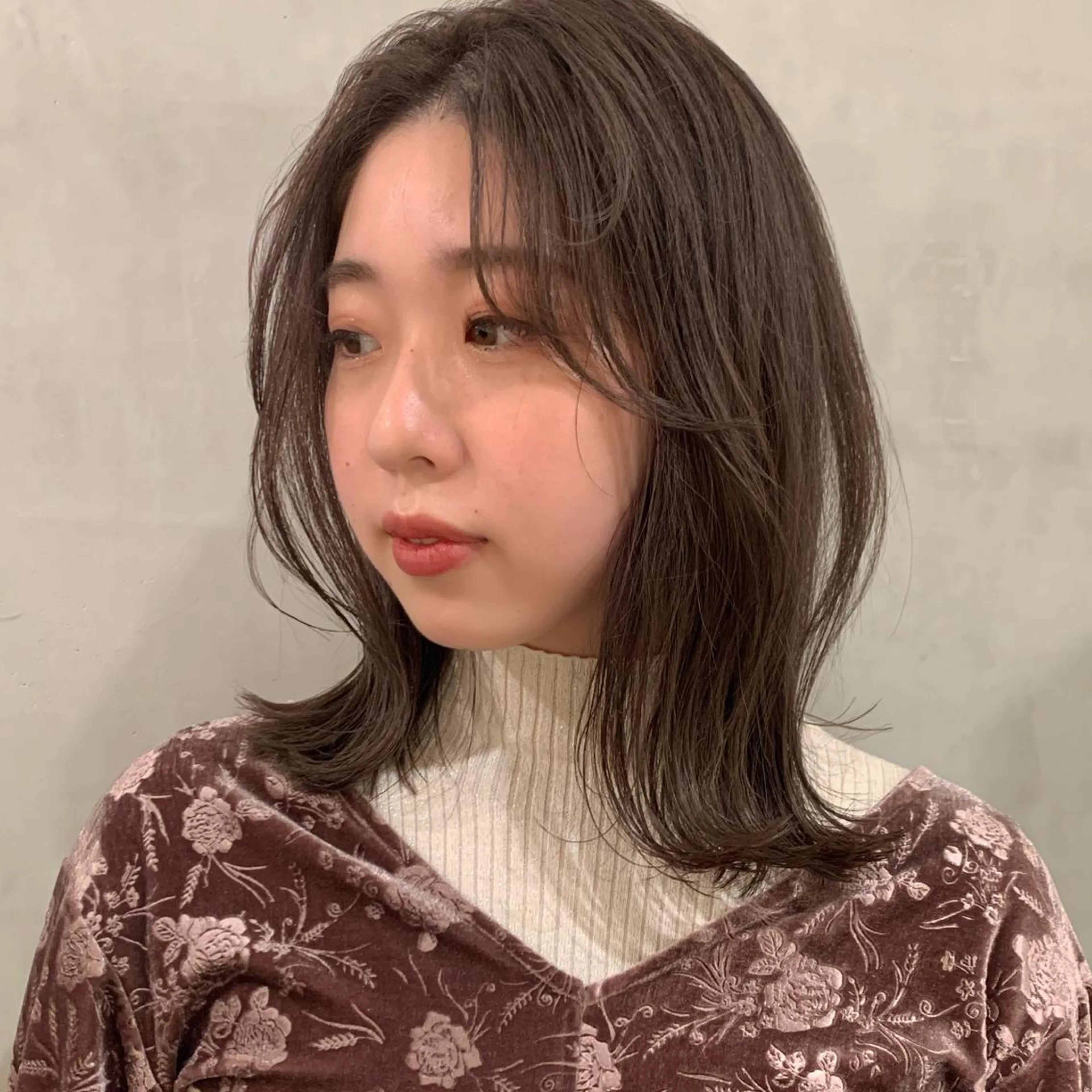 ミディアム カラー ヘアカラー トリートメント アンニュイヘア🪽 ayumiのヘアスタイル