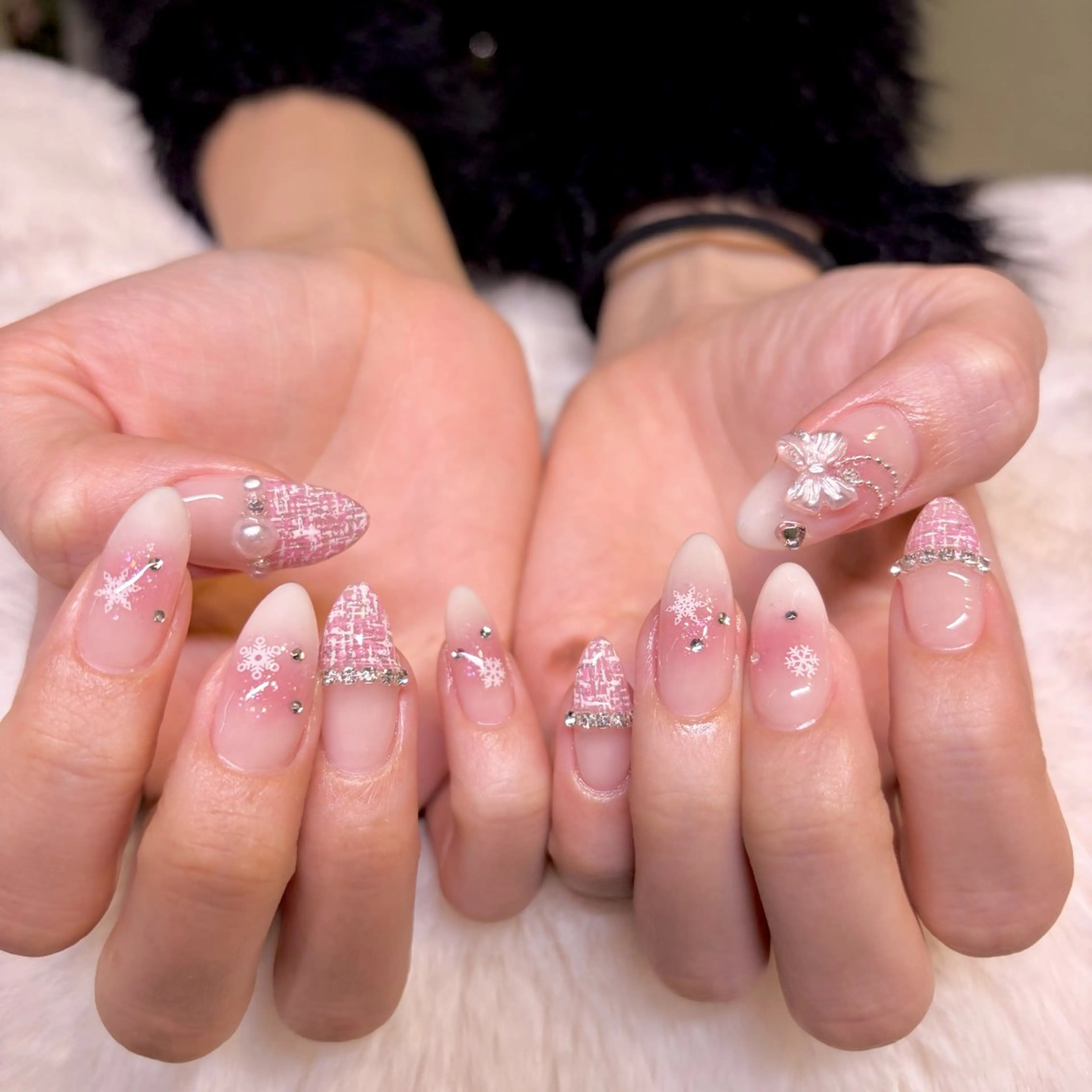 ネイル 冬ネイル ハンドネイル nail salon e'mu💐のネイルデザイン