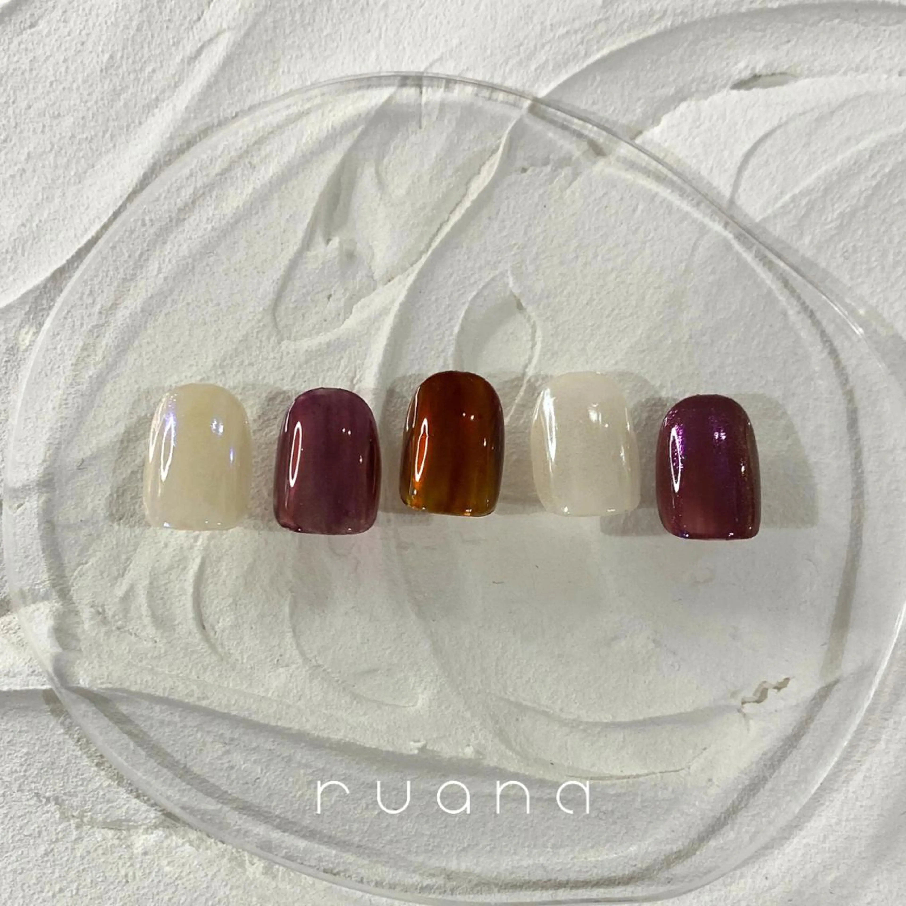 ネイル ミラーネイル オフィスネイル シンプルネイル ニュアンスネイル🧡 rionaのネイルデザイン