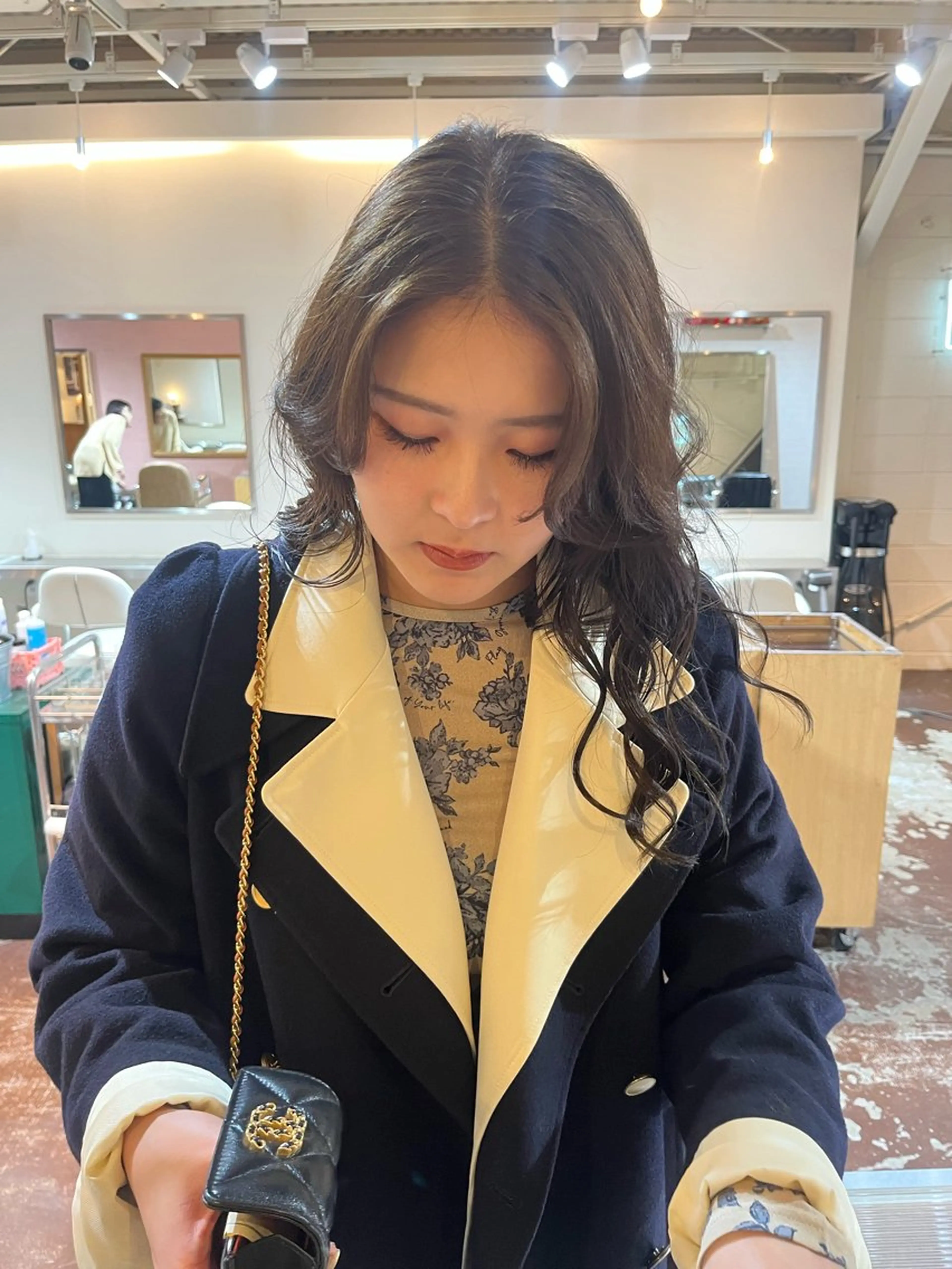 セミロング カラー chikashitsu所属・Junmi/ﾁｶｼﾂ /堀江のヘアスタイル