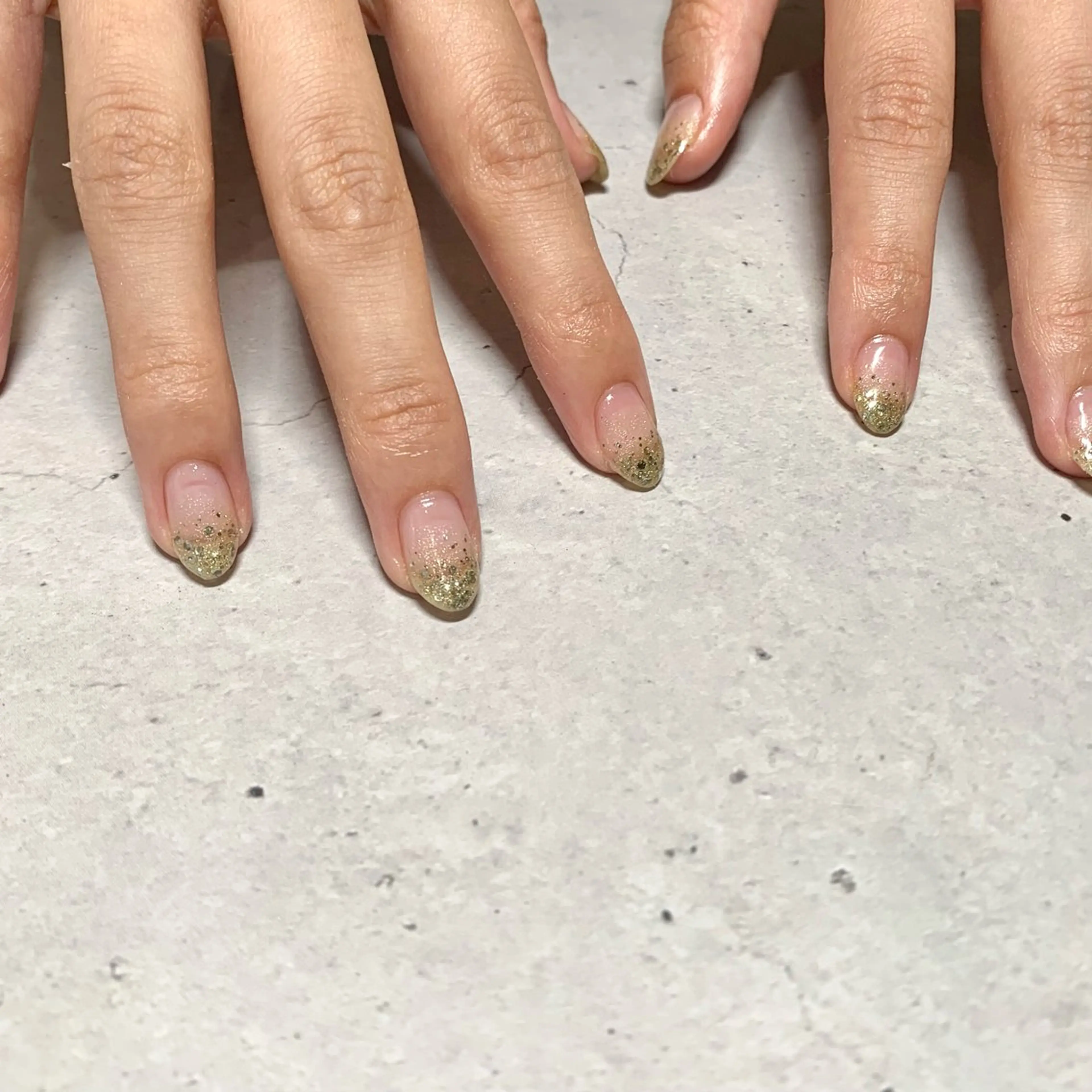 ネイル ハンドネイル chika .のネイルデザイン