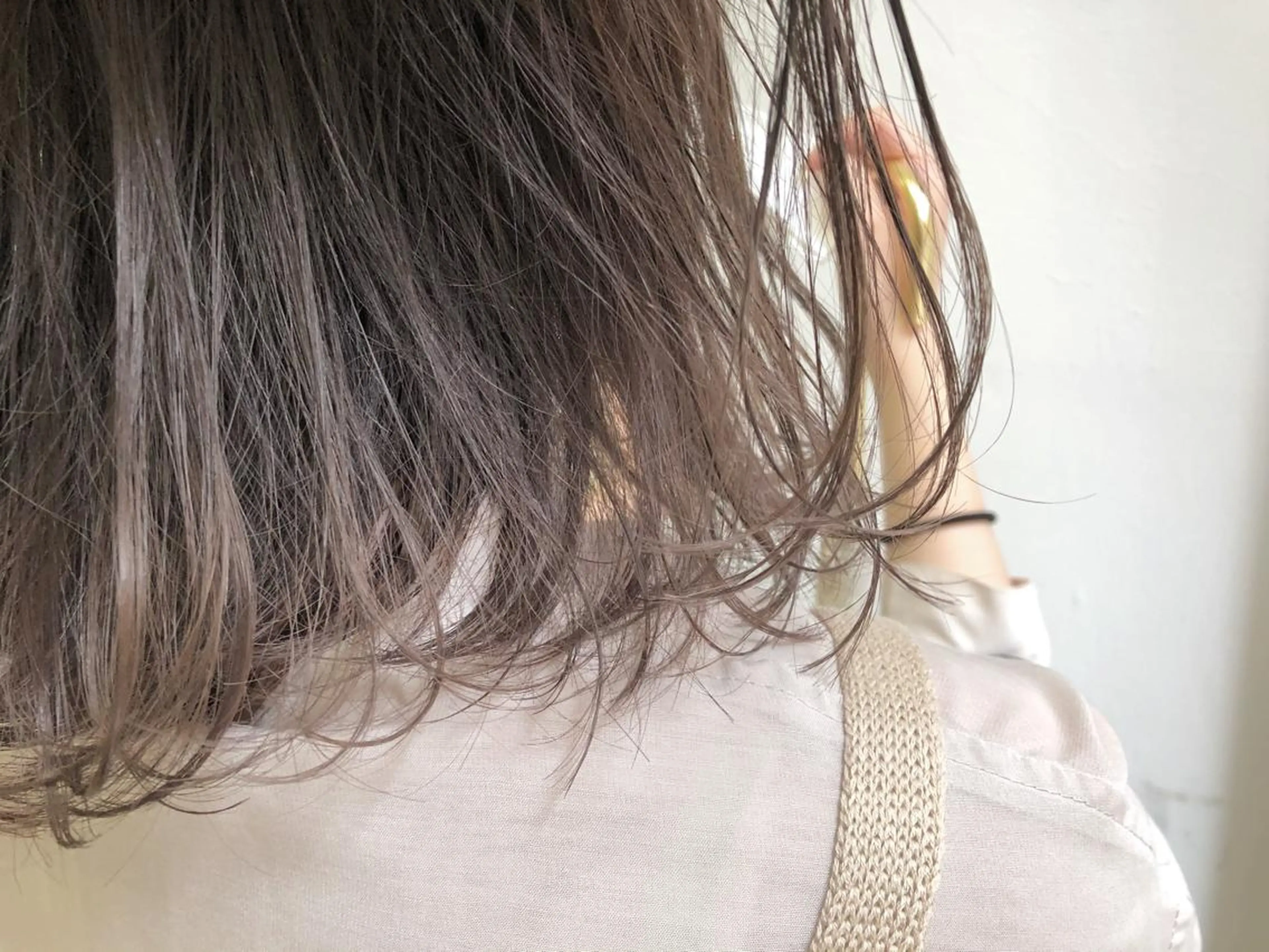 ミディアム カラー グレージュ ミルクティーグレージュ Tao所属・藤川 大智のヘアスタイル