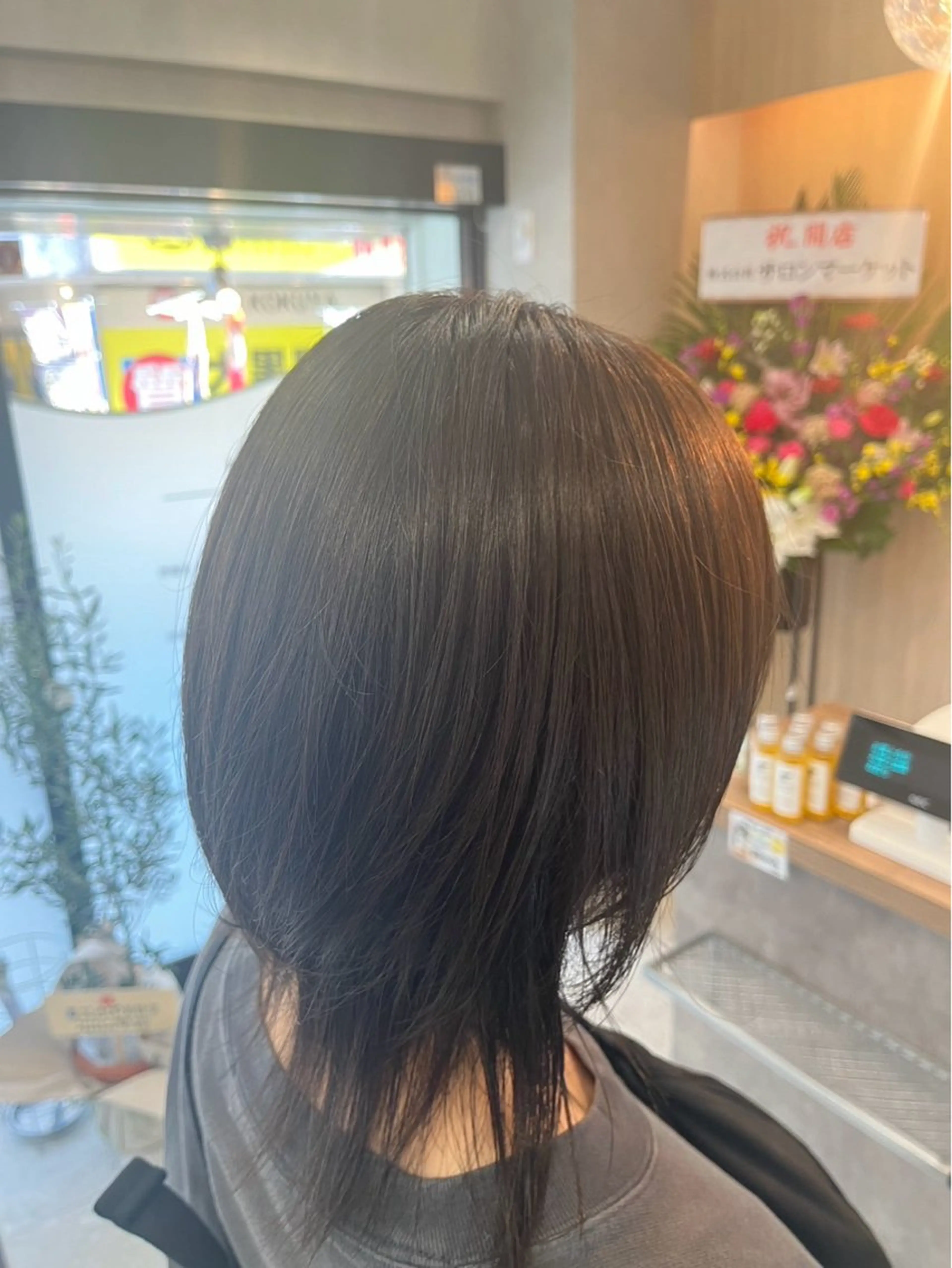 ミディアム カット ヘアカラー トリートメント 島田 光✨️のヘアスタイル