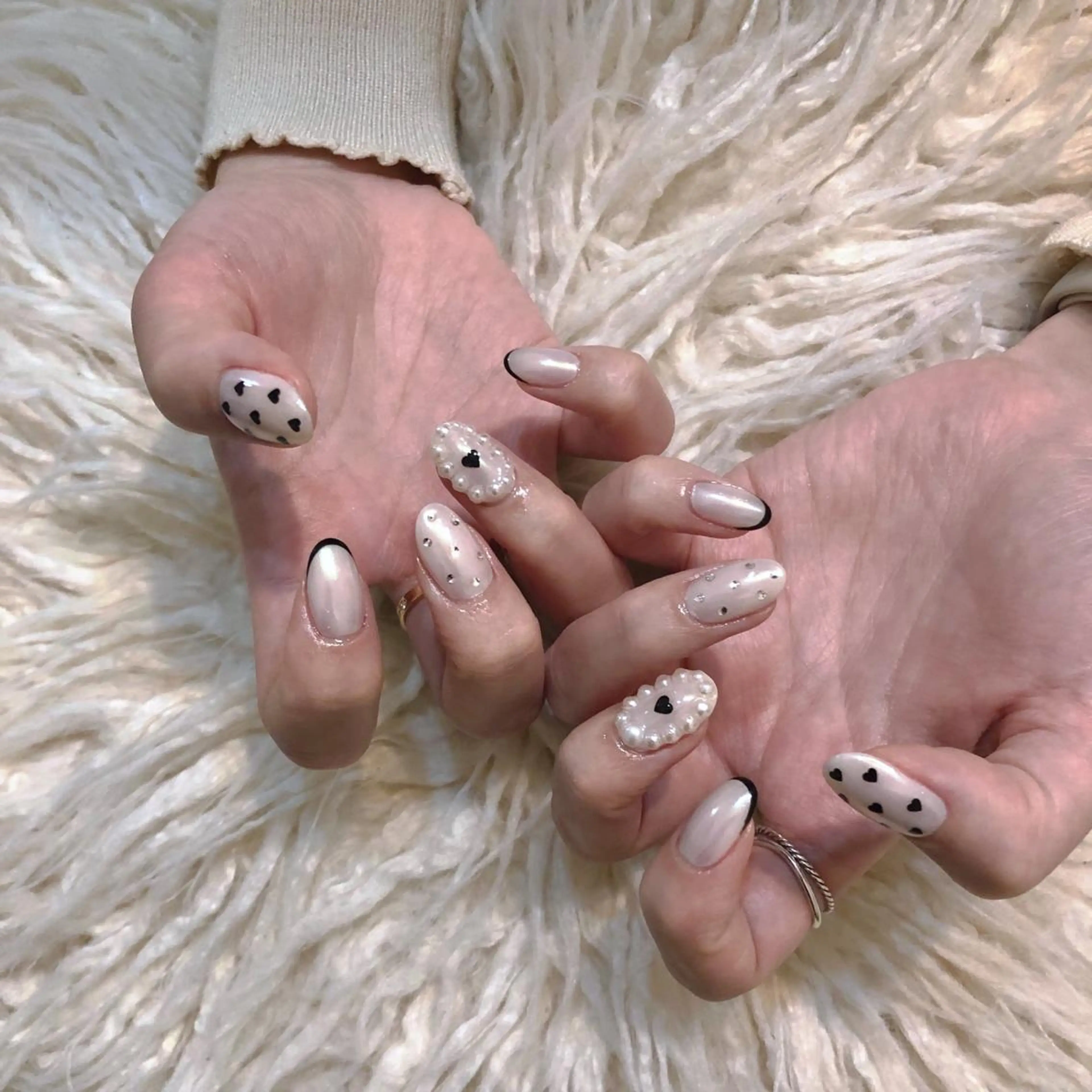 セミロング ネイル ハンドネイル T. Kasumiのネイルデザイン